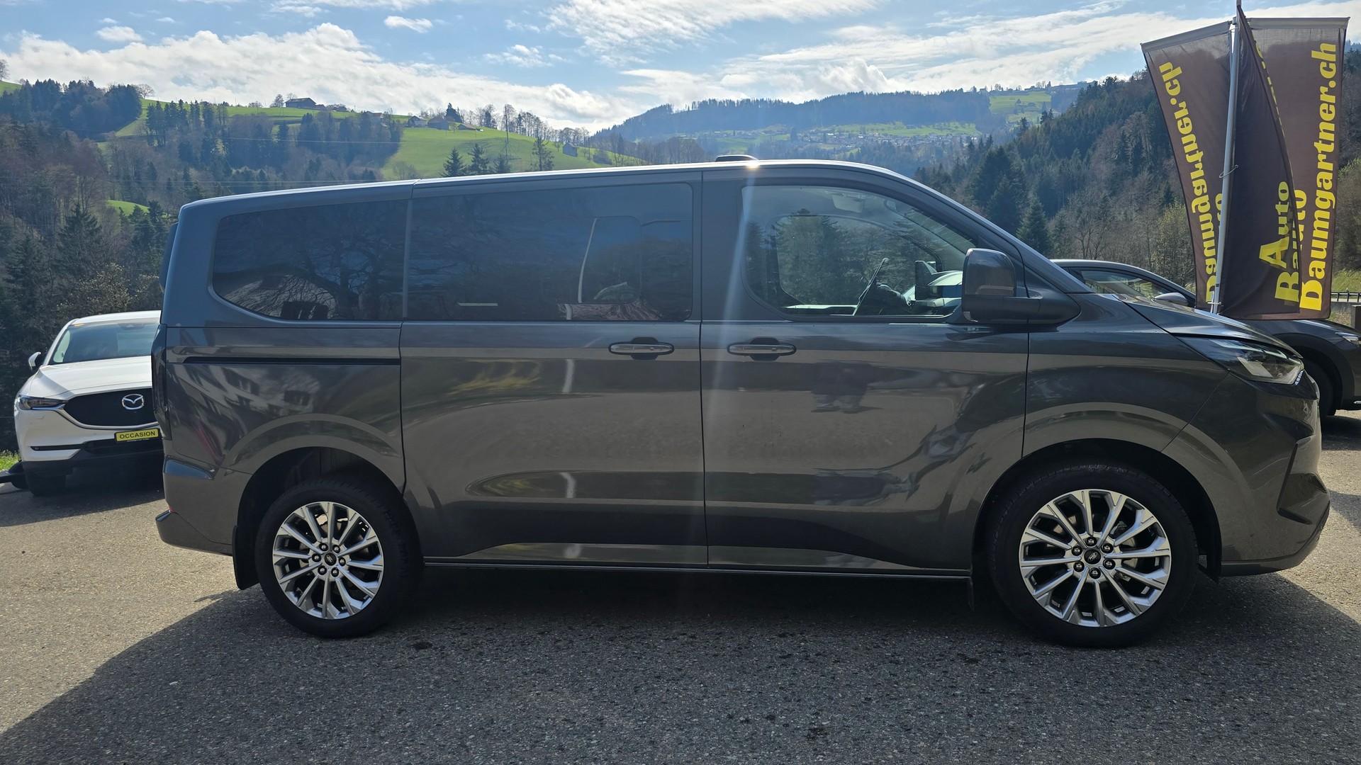 FORD Tourneo Custom Bus 320 L1H1 TitaniumX Automat 4x4-image-4