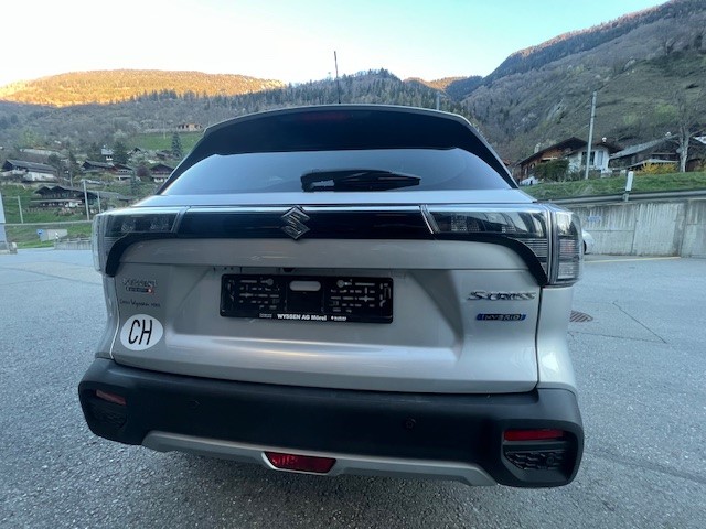 SUZUKI S-Cross 1.5 Compact Top Hybrid-image-4