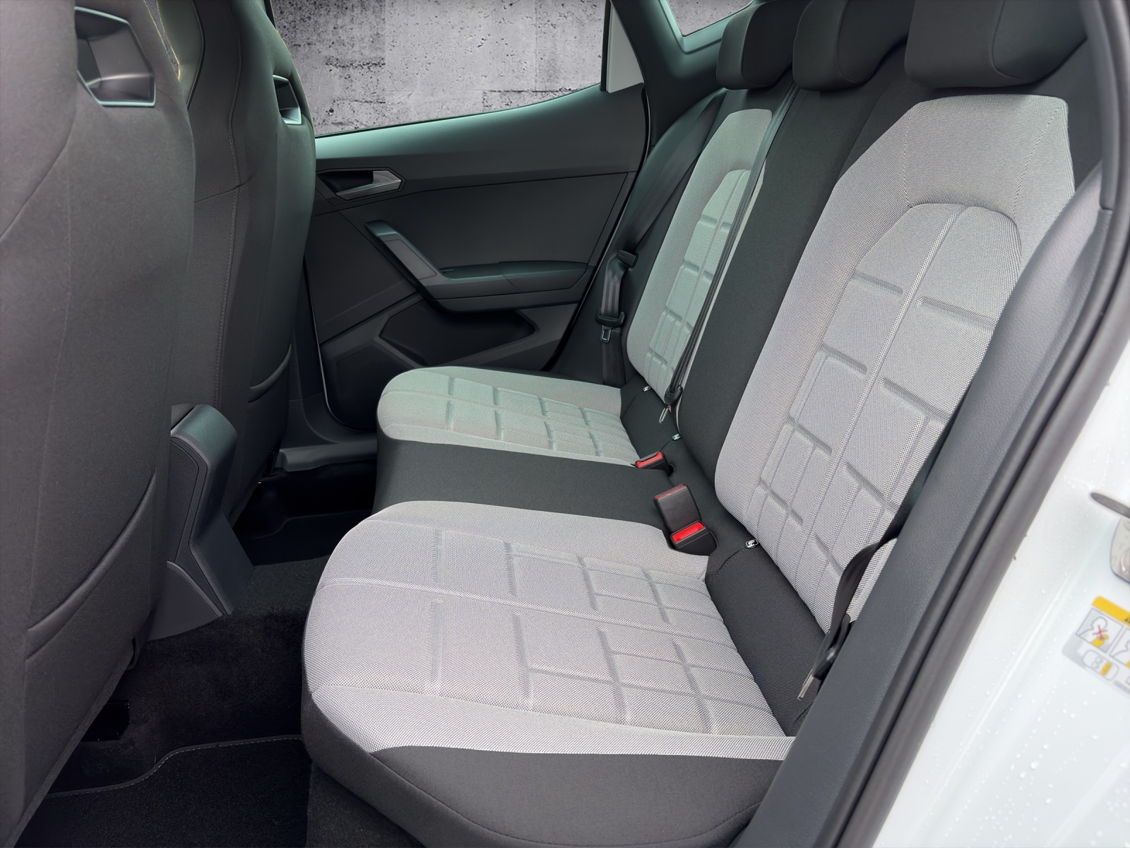 SEAT Arona 1.0 TSI Eco Move FR DSG-image-13