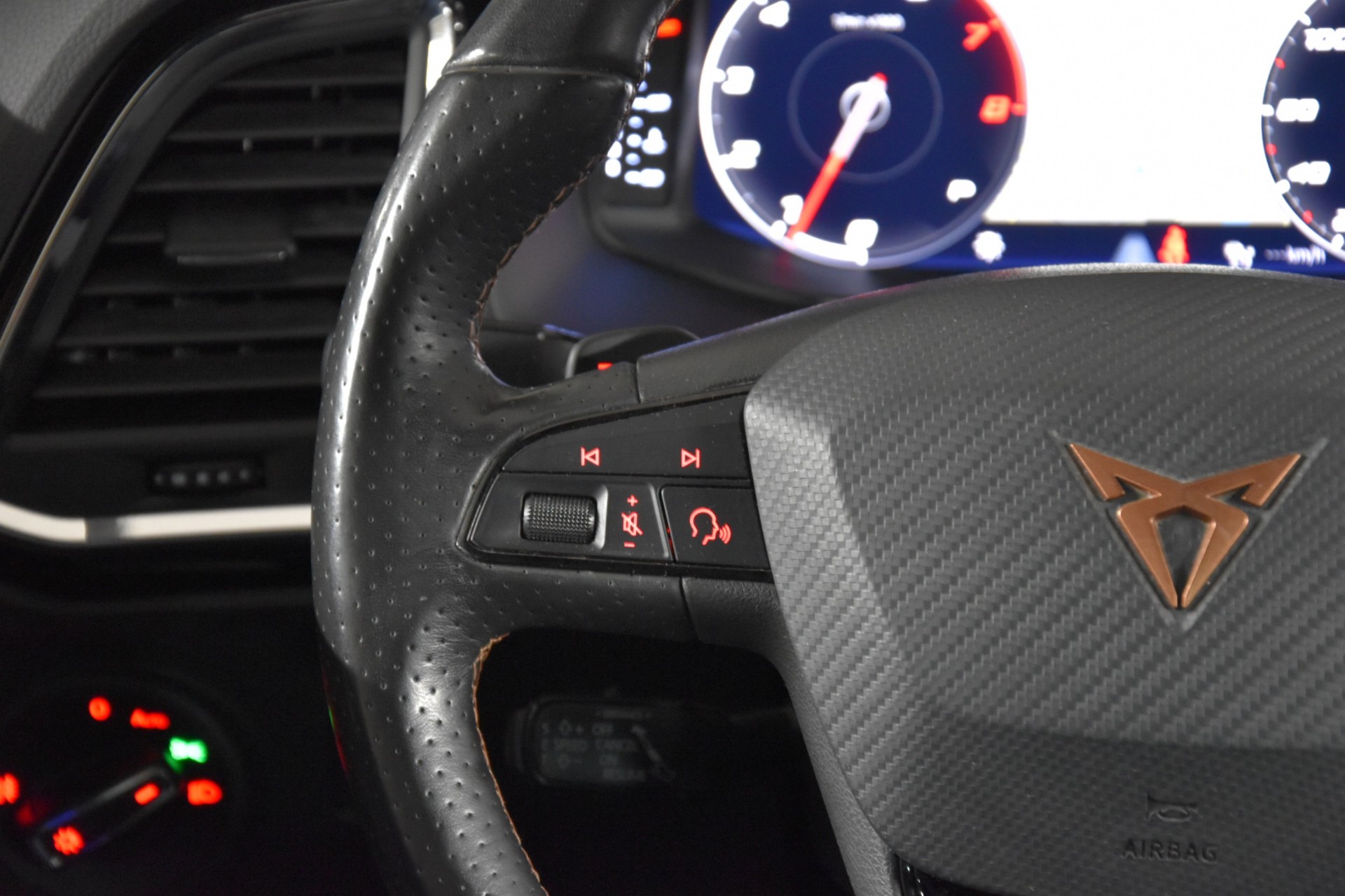 CUPRA Ateca 2.0 TSI Cupra 4Drive DSG-image-15