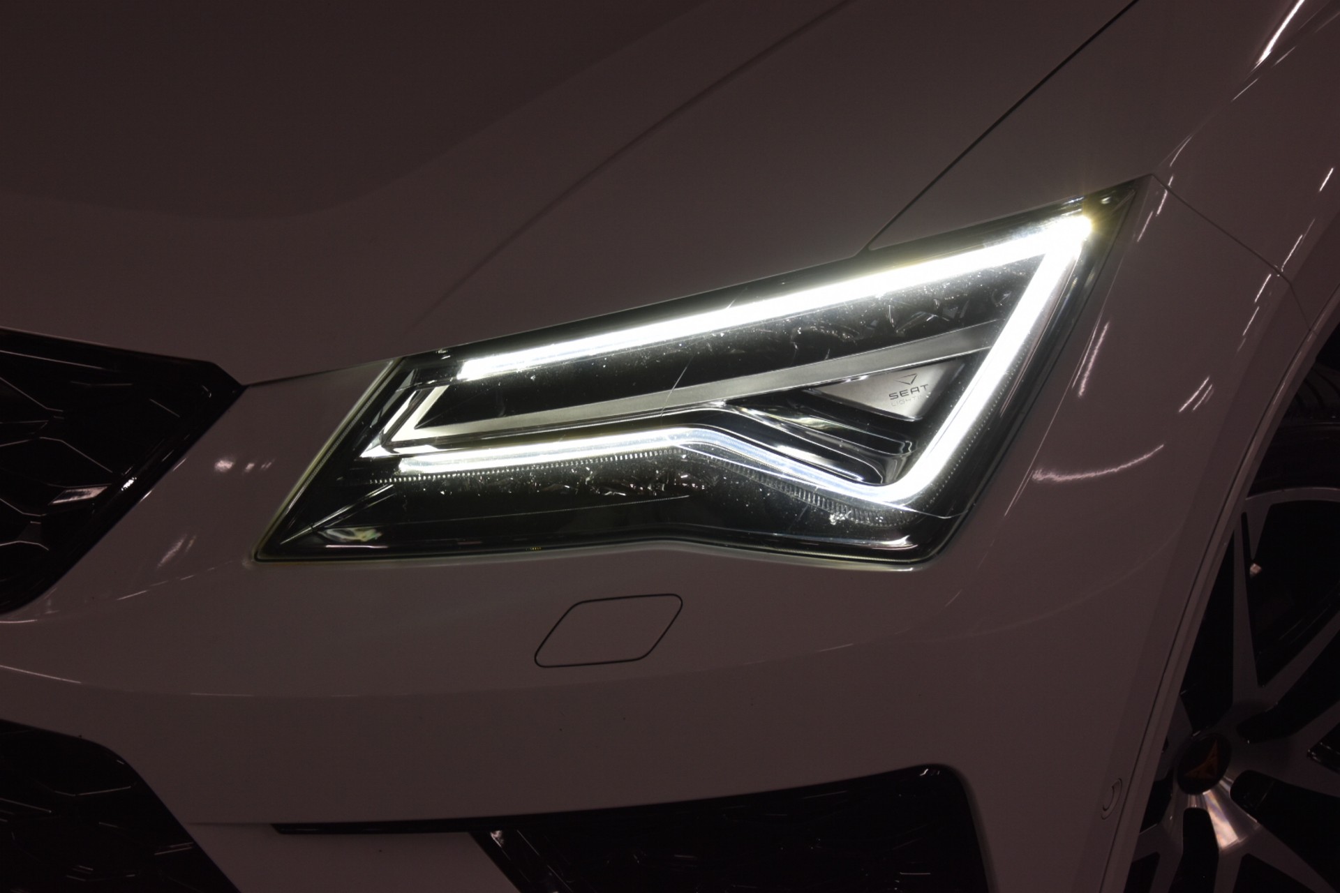 CUPRA Ateca 2.0 TSI Cupra 4Drive DSG-image-1