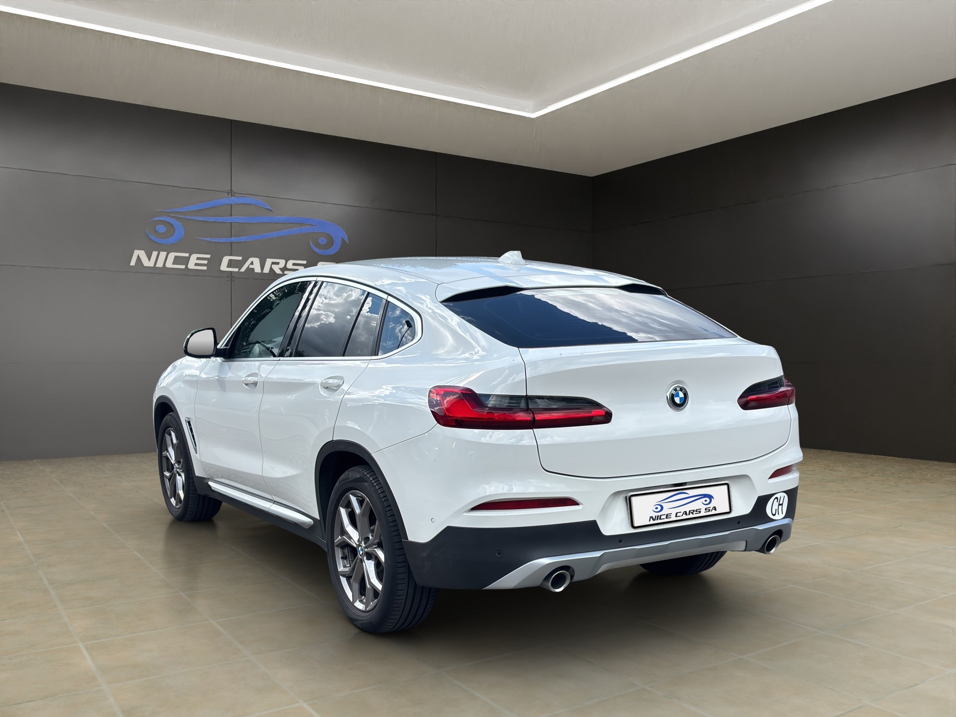 BMW X4 xDrive 30i xLine Steptronic-image-6