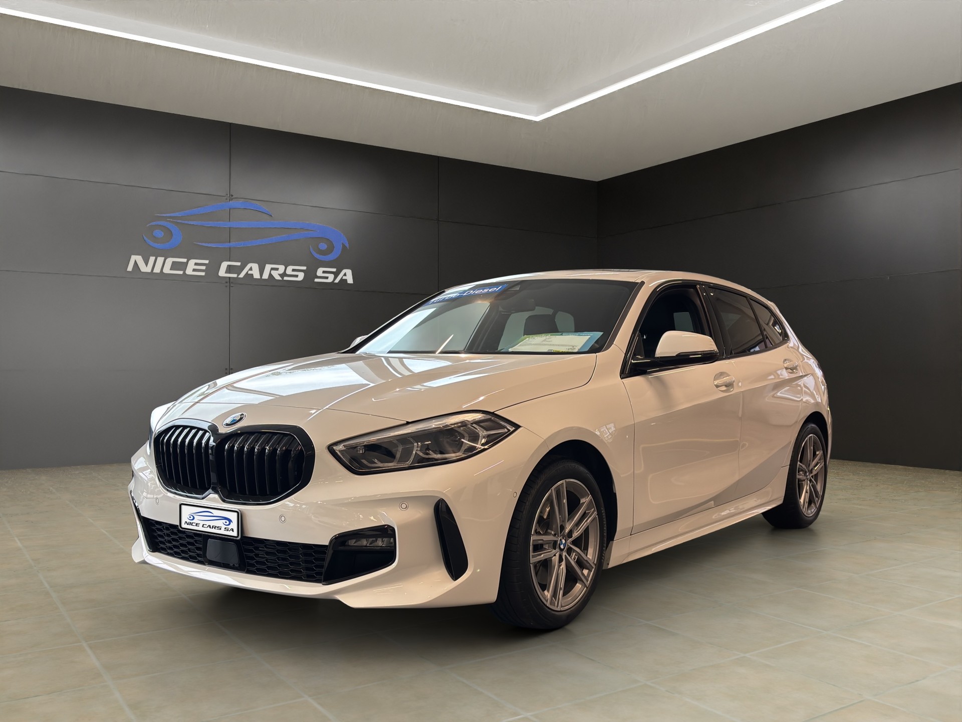 BMW X4 xDrive 30i xLine Steptronic-image-0
