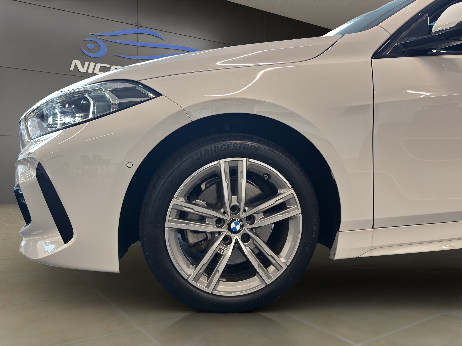 BMW X4 xDrive 30i xLine Steptronic-image-4