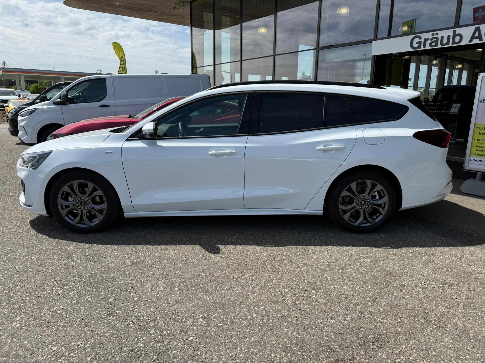 FORD Focus 1.0 MHEV ST-Line X Automat-image-3