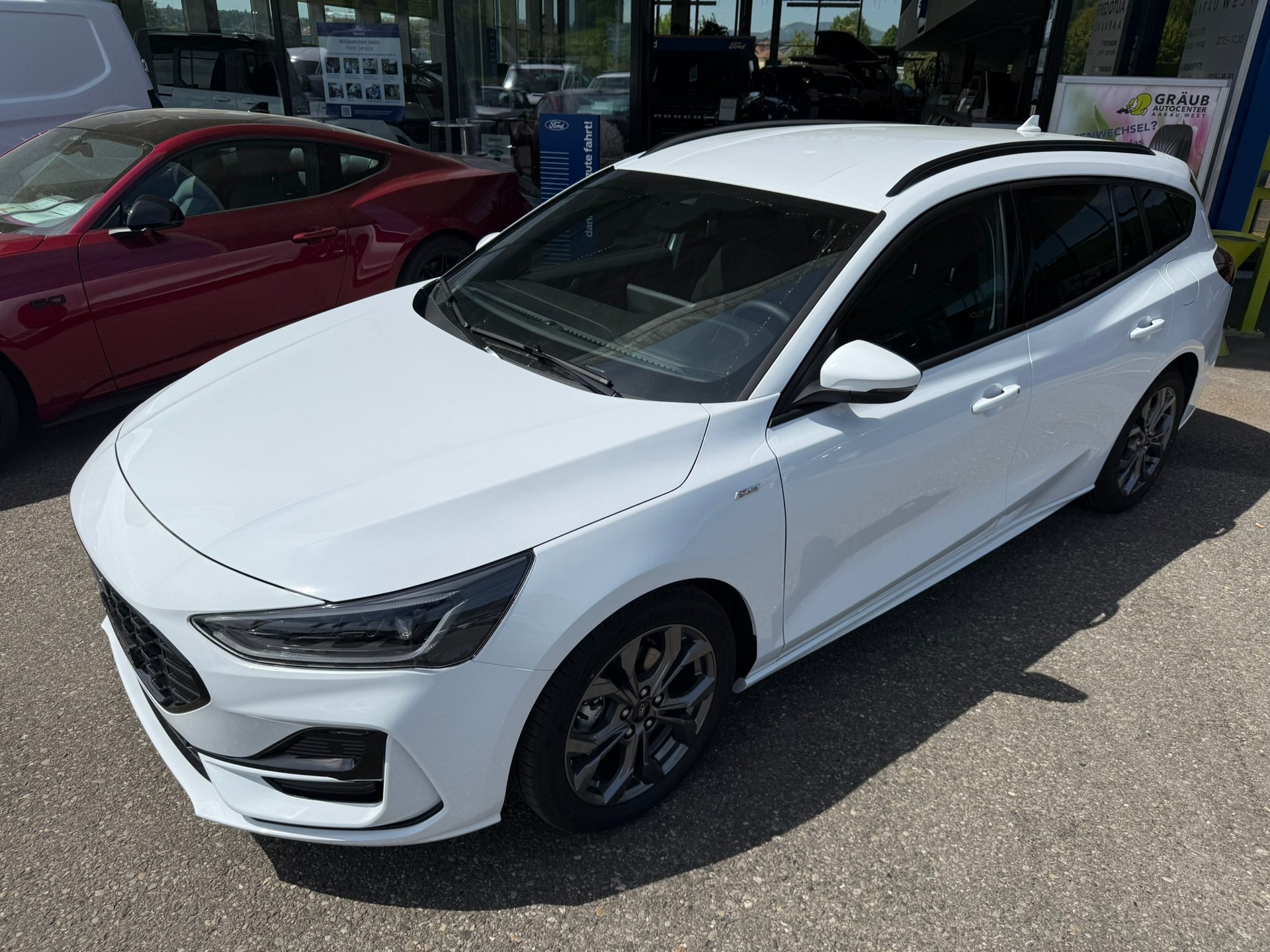 FORD Focus 1.0 MHEV ST-Line X Automat-image-2