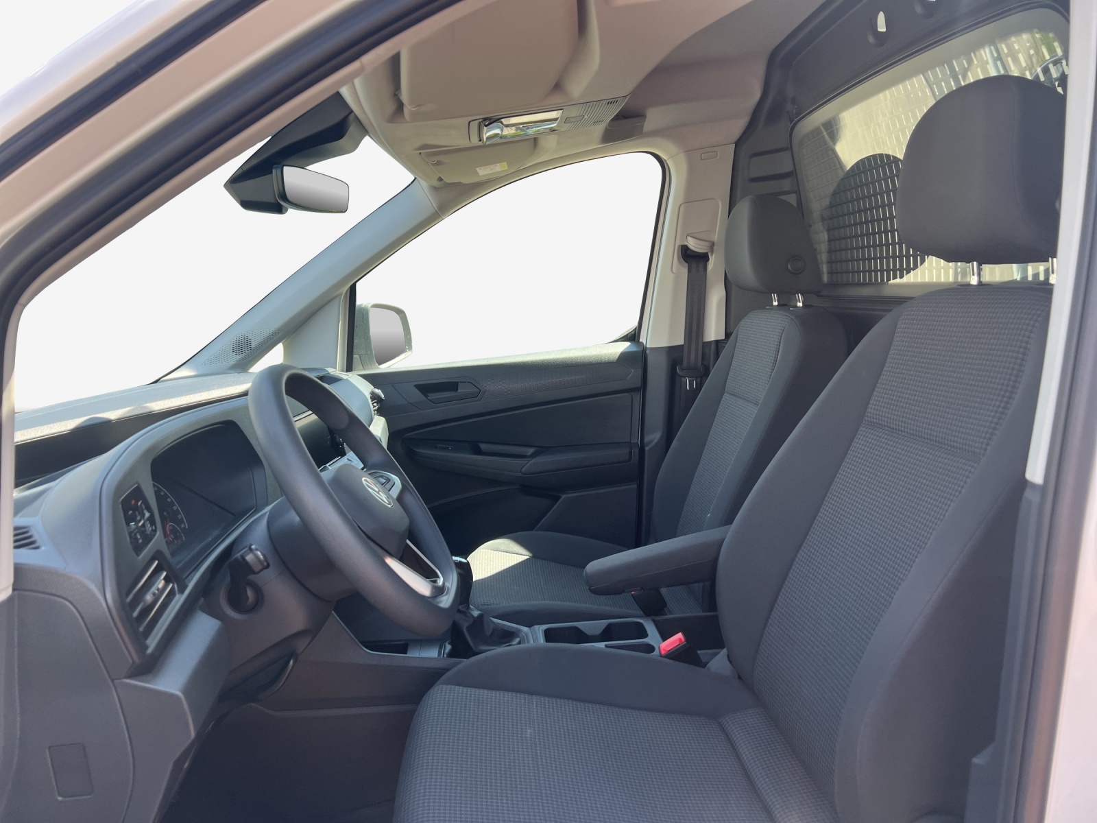 VW Caddy Cargo 2.0TDI Entry-image-7