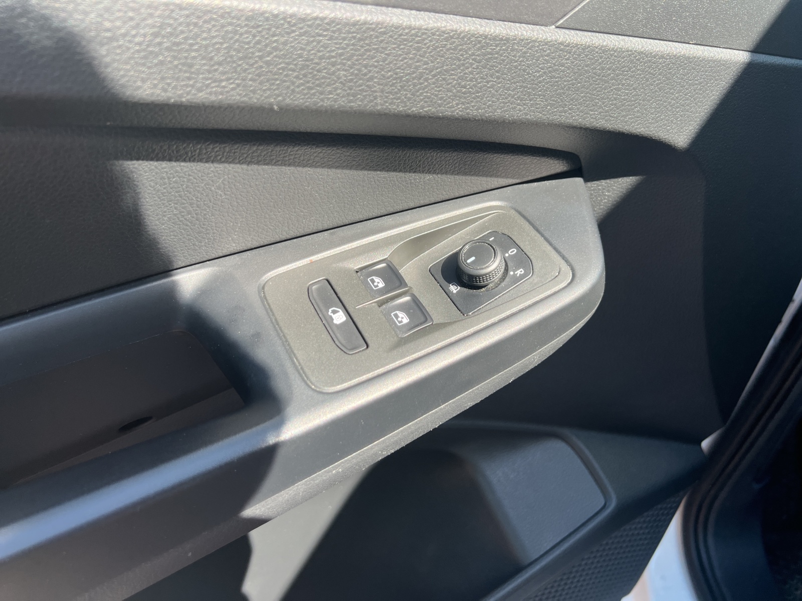 VW Caddy Cargo 2.0TDI Entry-image-13