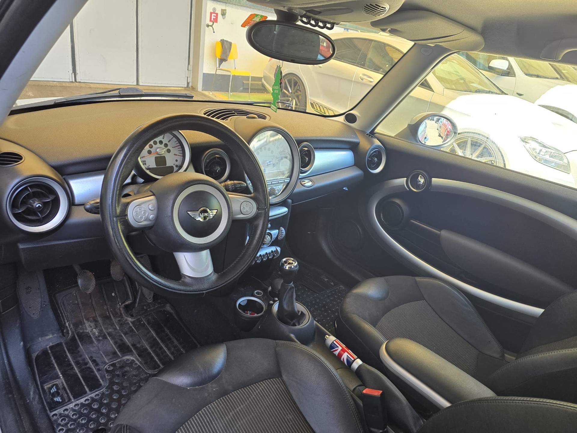 MINI Cooper-image-11