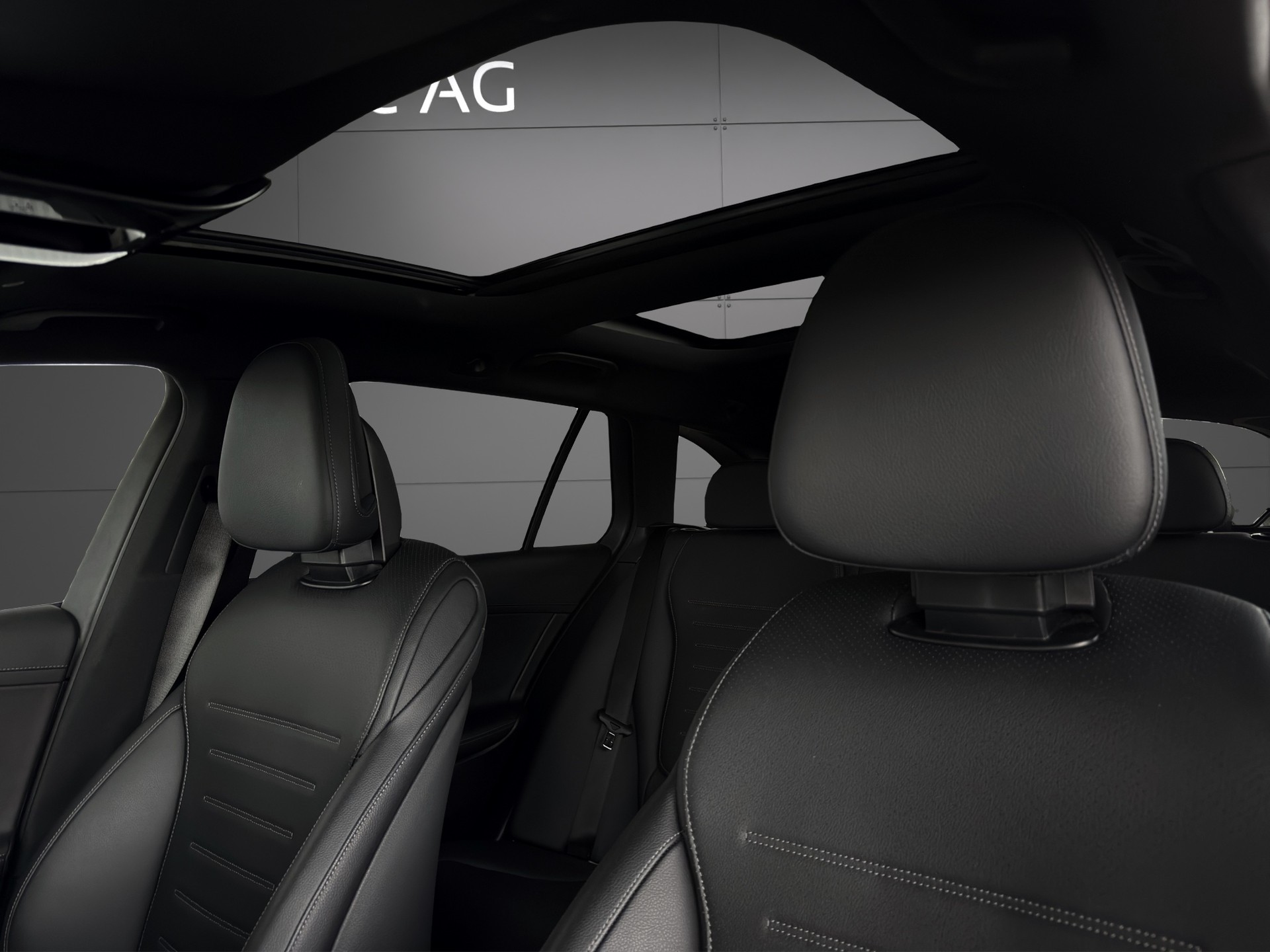 MERCEDES-BENZ C 300de T 4Matic AMG Line-image-7