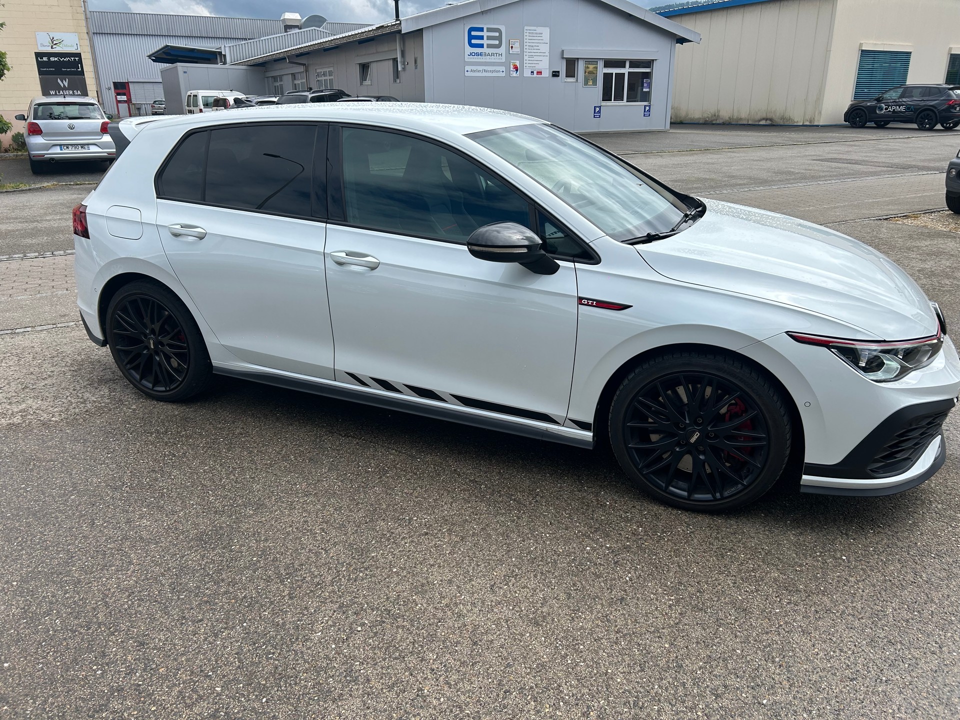 VW Golf 2.0 TSI GTI Clubsport DSG-image-5