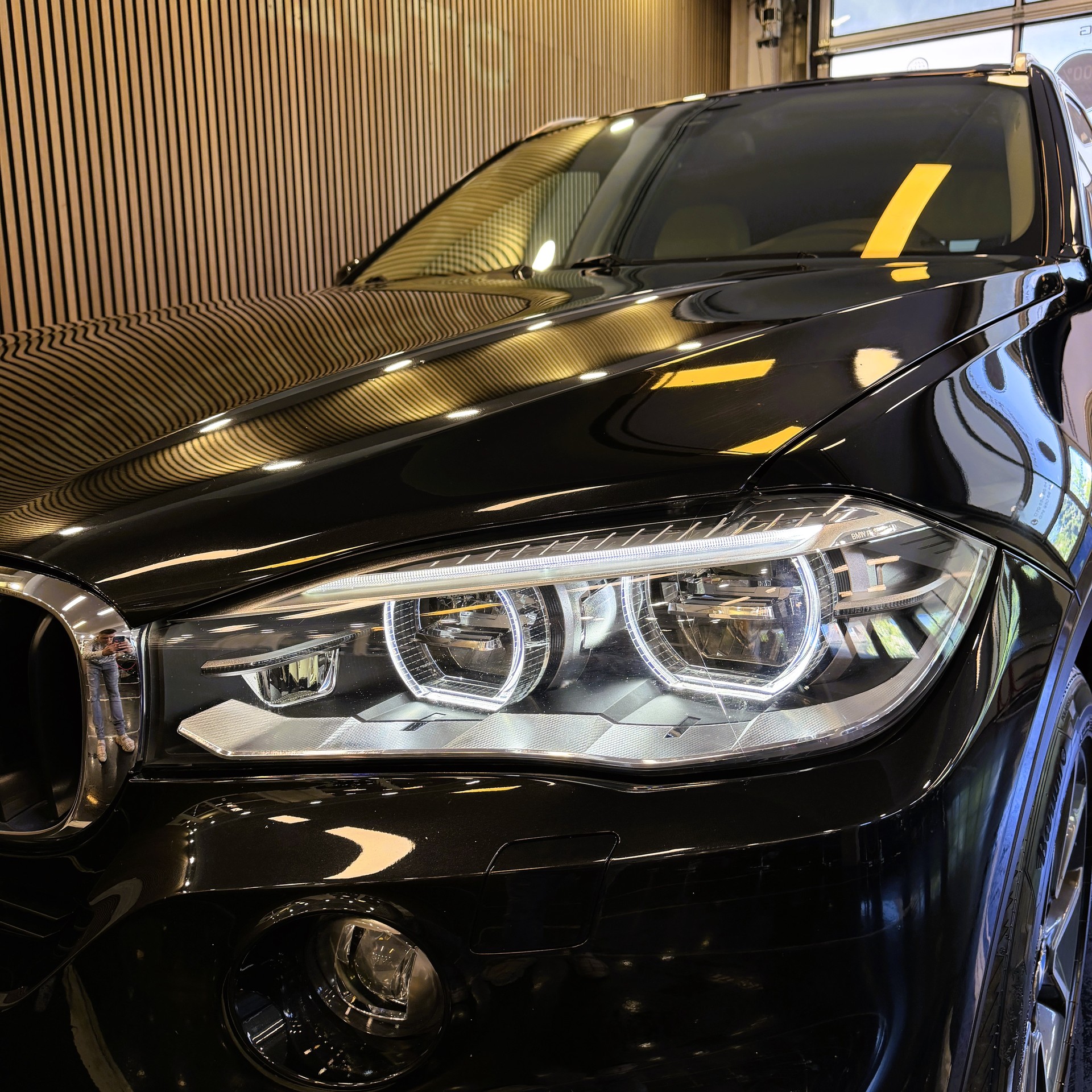 BMW X5 xDrive 30d Steptronic-showroom-element-2