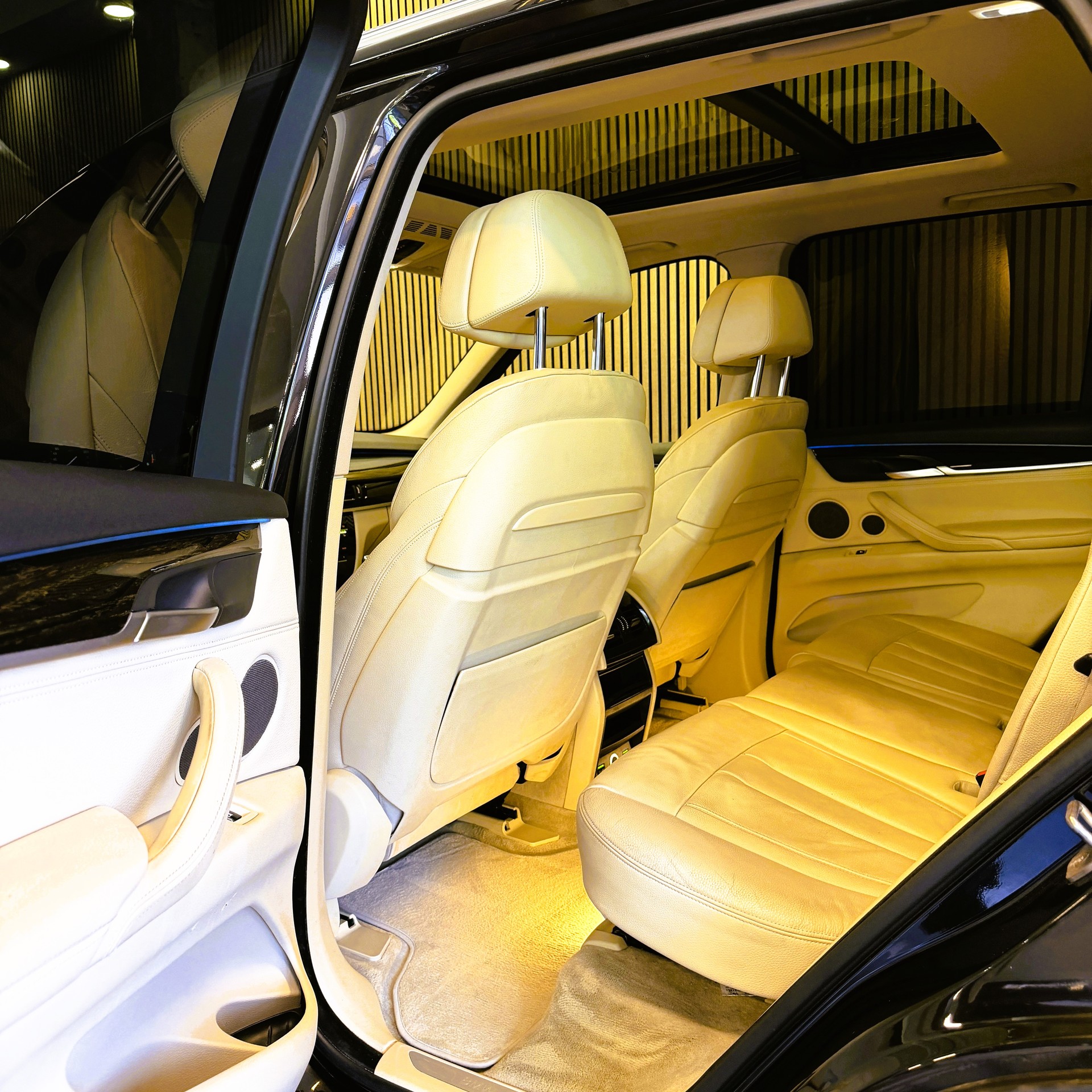 BMW X5 xDrive 30d Steptronic-image-21