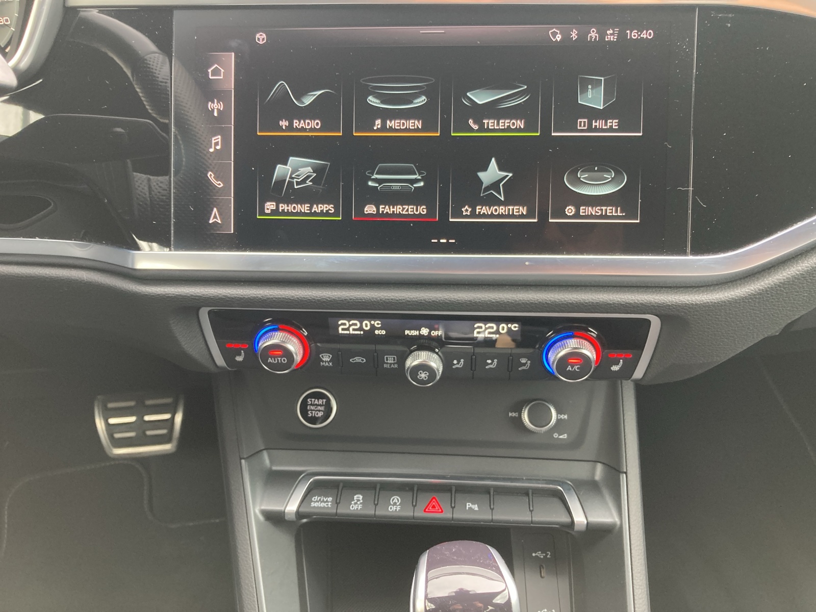 AUDI Q3 Sportback 35 TFSI S line Attraction S-tronic-image-10