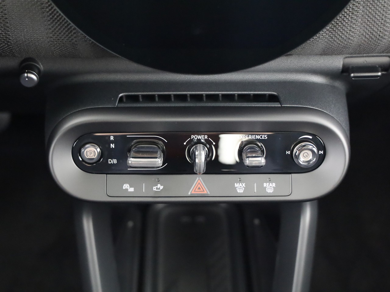MINI Cooper SE-image-24