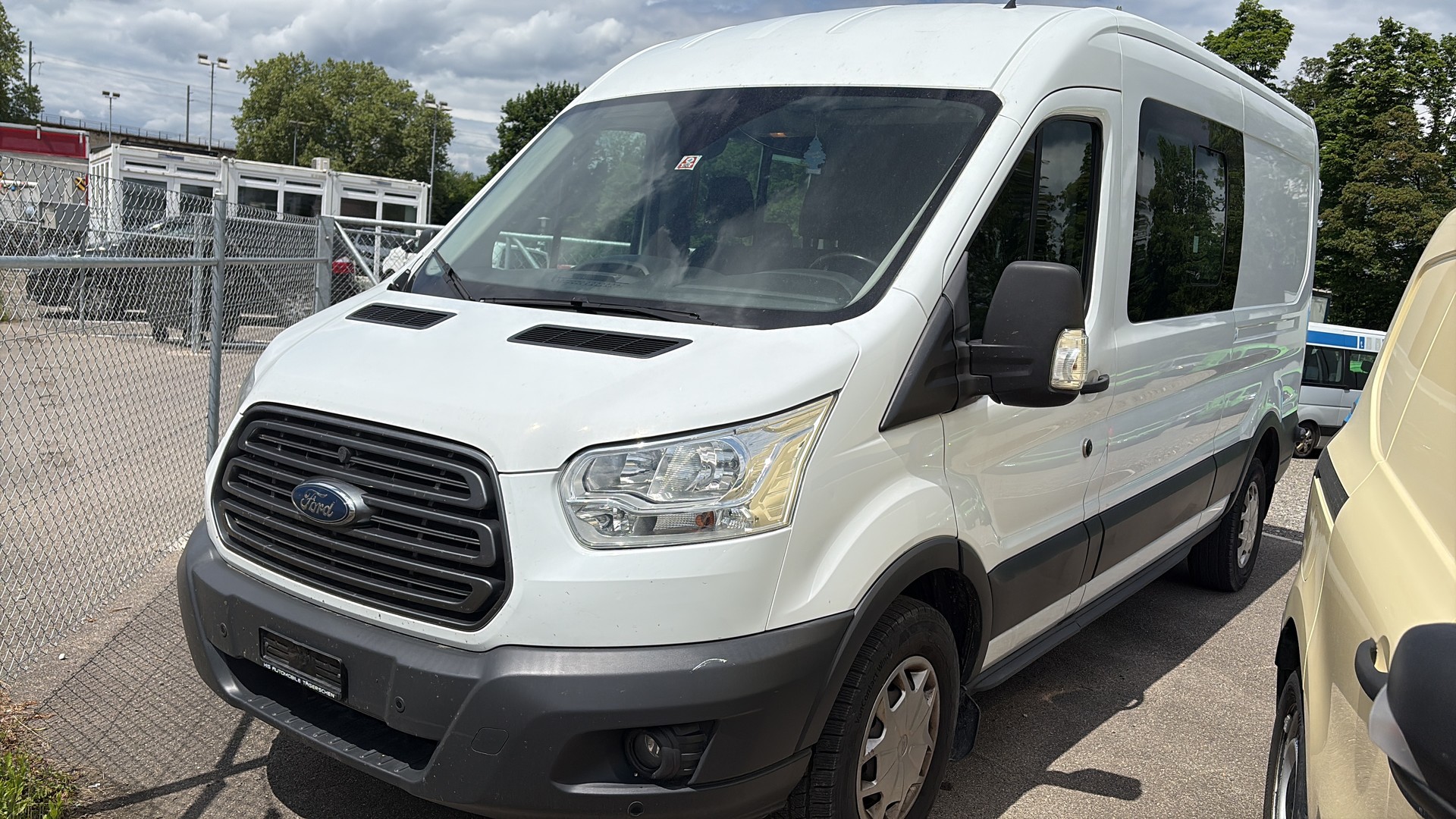 FORD Transit Van DCiV 330 L2 Ambiente 2.0 TDCi 130 FWD