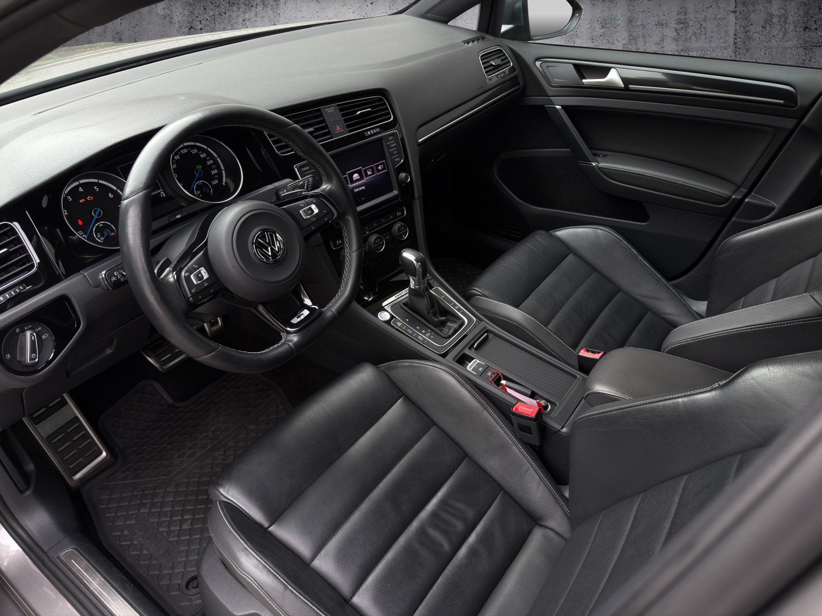 VW Golf 2.0 TSI R 4Motion DSG *APR Kit*-image-6