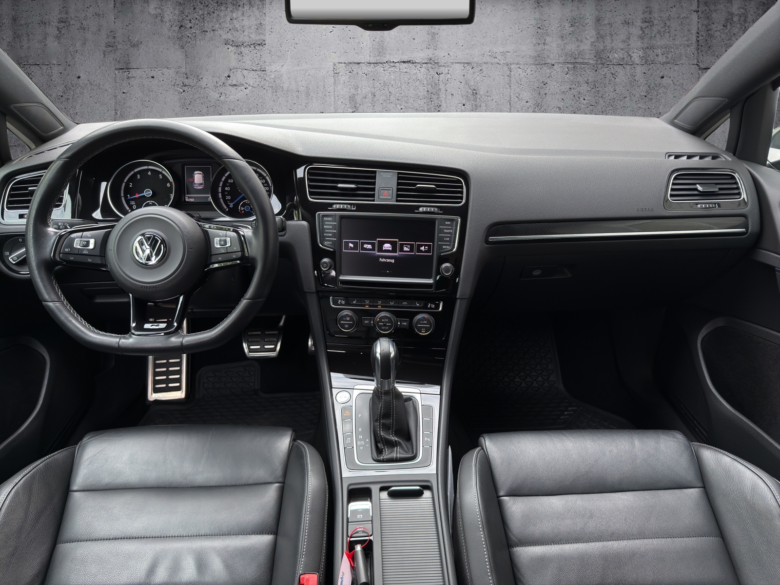 VW Golf 2.0 TSI R 4Motion DSG *APR Kit*-image-8