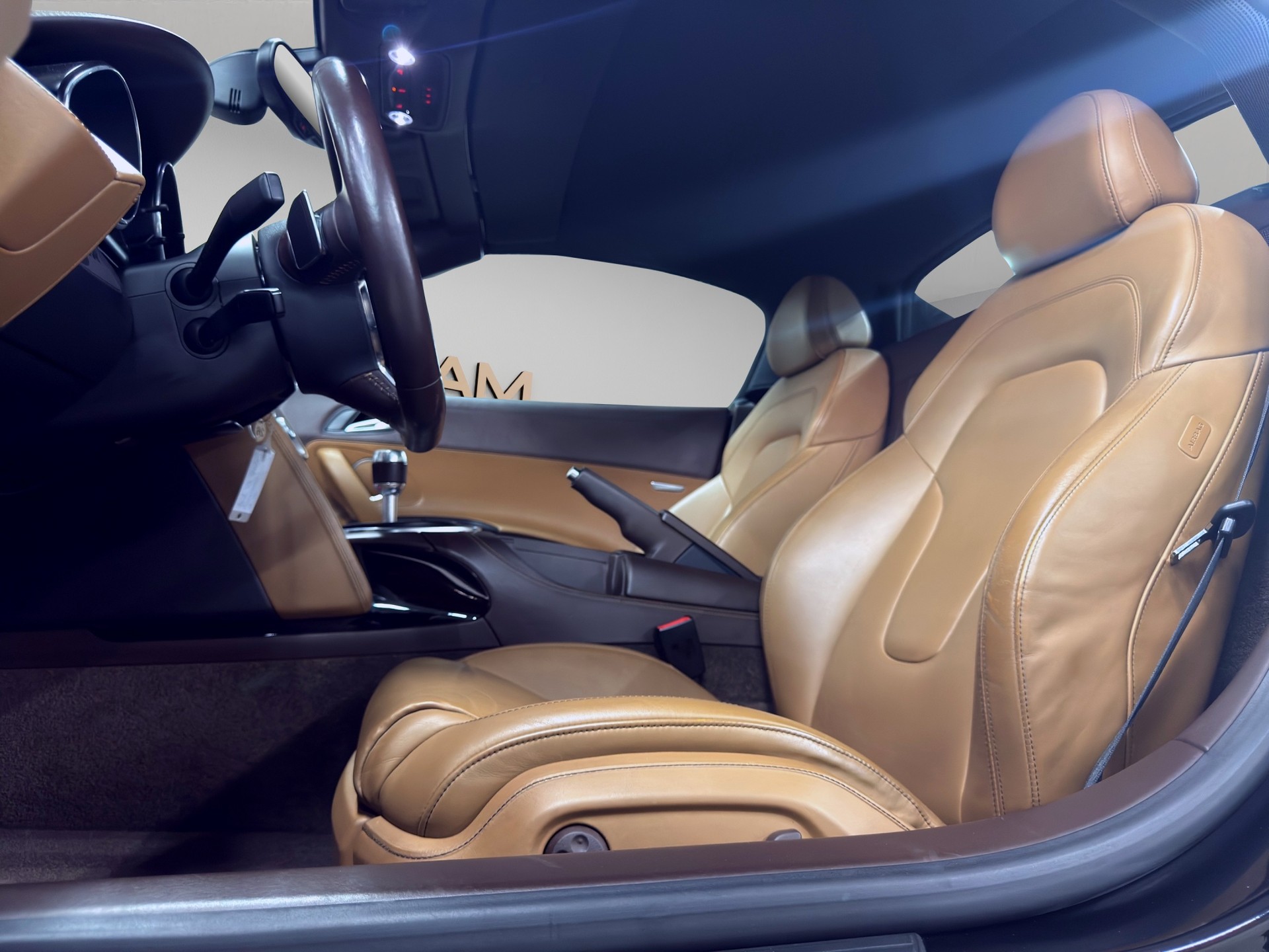 AUDI R8 Spyder 5.2 R-Tronic-image-12