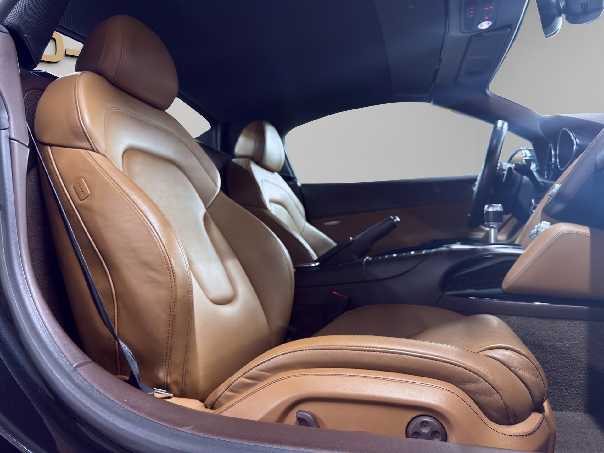 AUDI R8 Spyder 5.2 R-Tronic-image-13