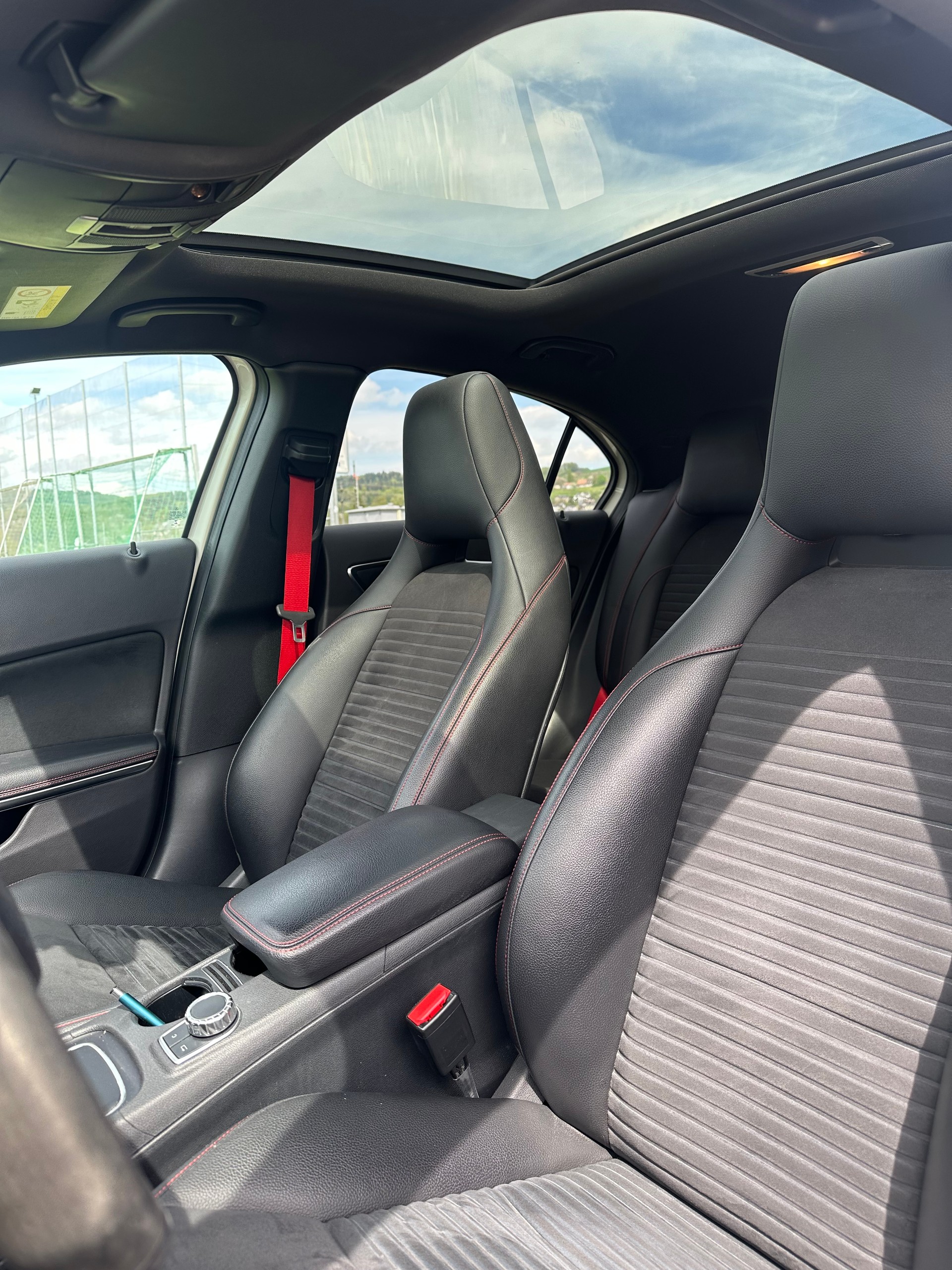 MERCEDES-BENZ A 45 AMG 4Matic Speedshift 7G-DCT-image-5