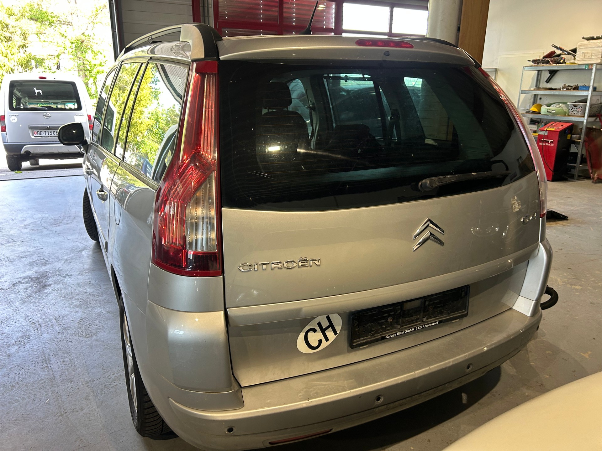 CITROEN Grand C4 Picasso 1.6 HDI 16V Dynamique BMP6-image-5