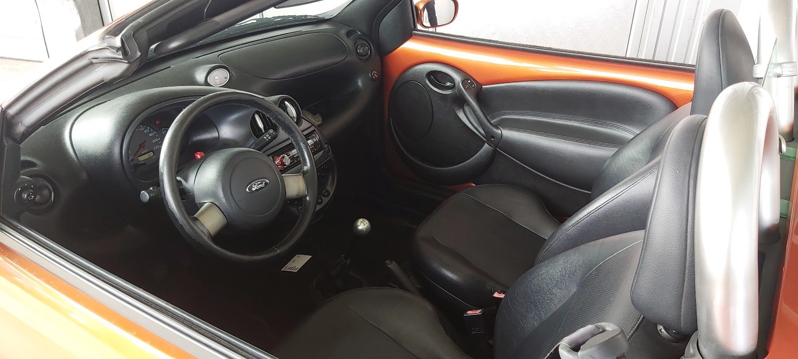 FORD Streetka 1.6 (Luxury)-image-3