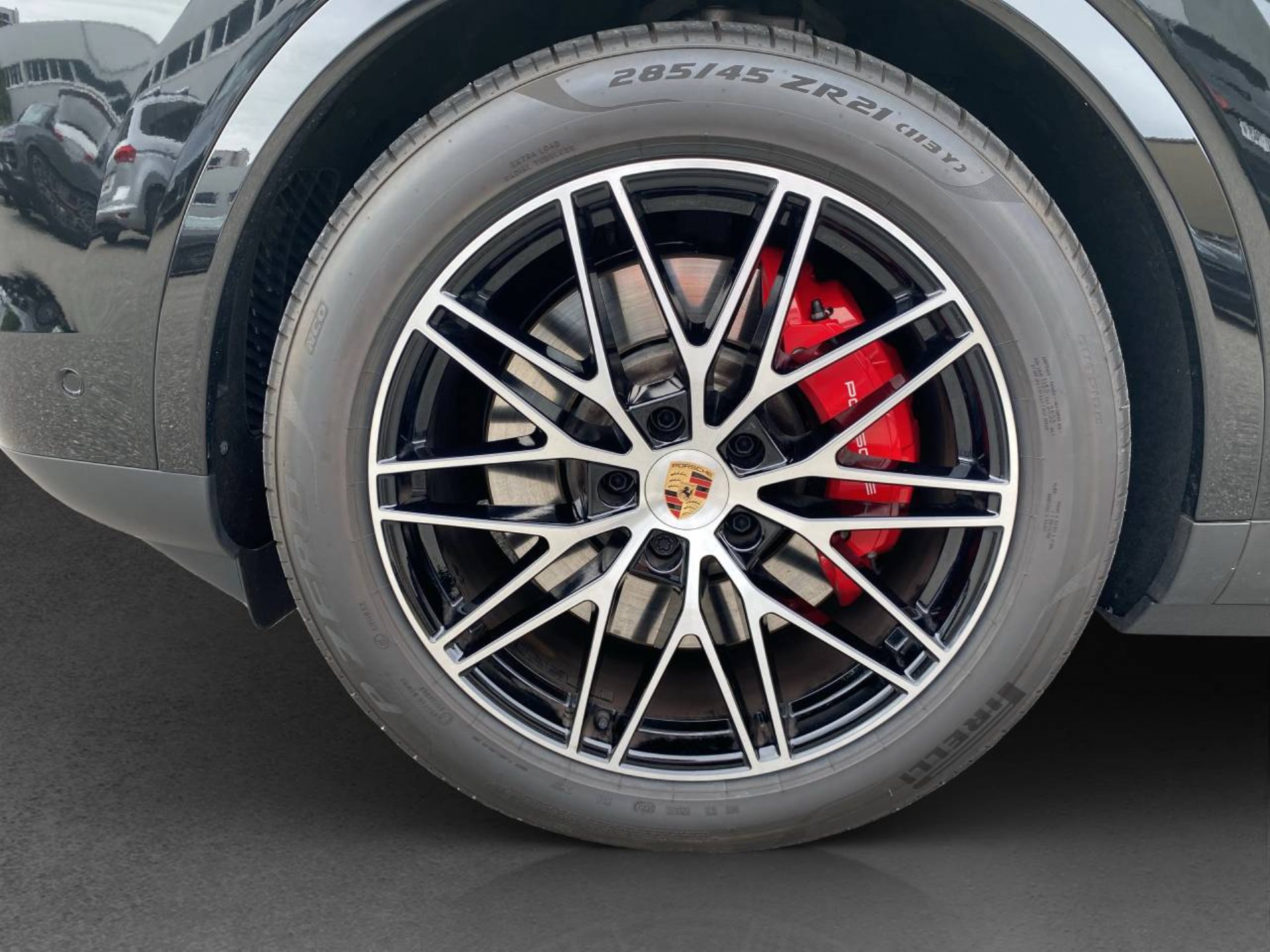 PORSCHE Cayenne S E-Hybrid-image-7