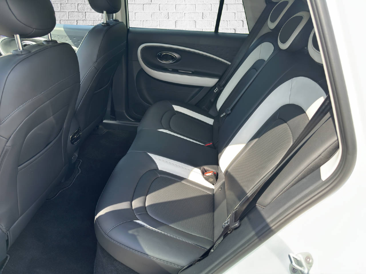 JAC E30X Electric-image-7