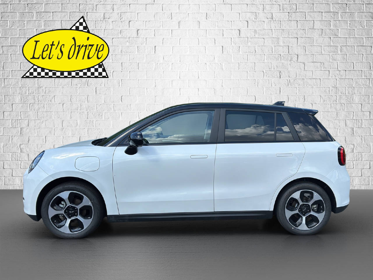 JAC E30X Electric-showroom-element-2