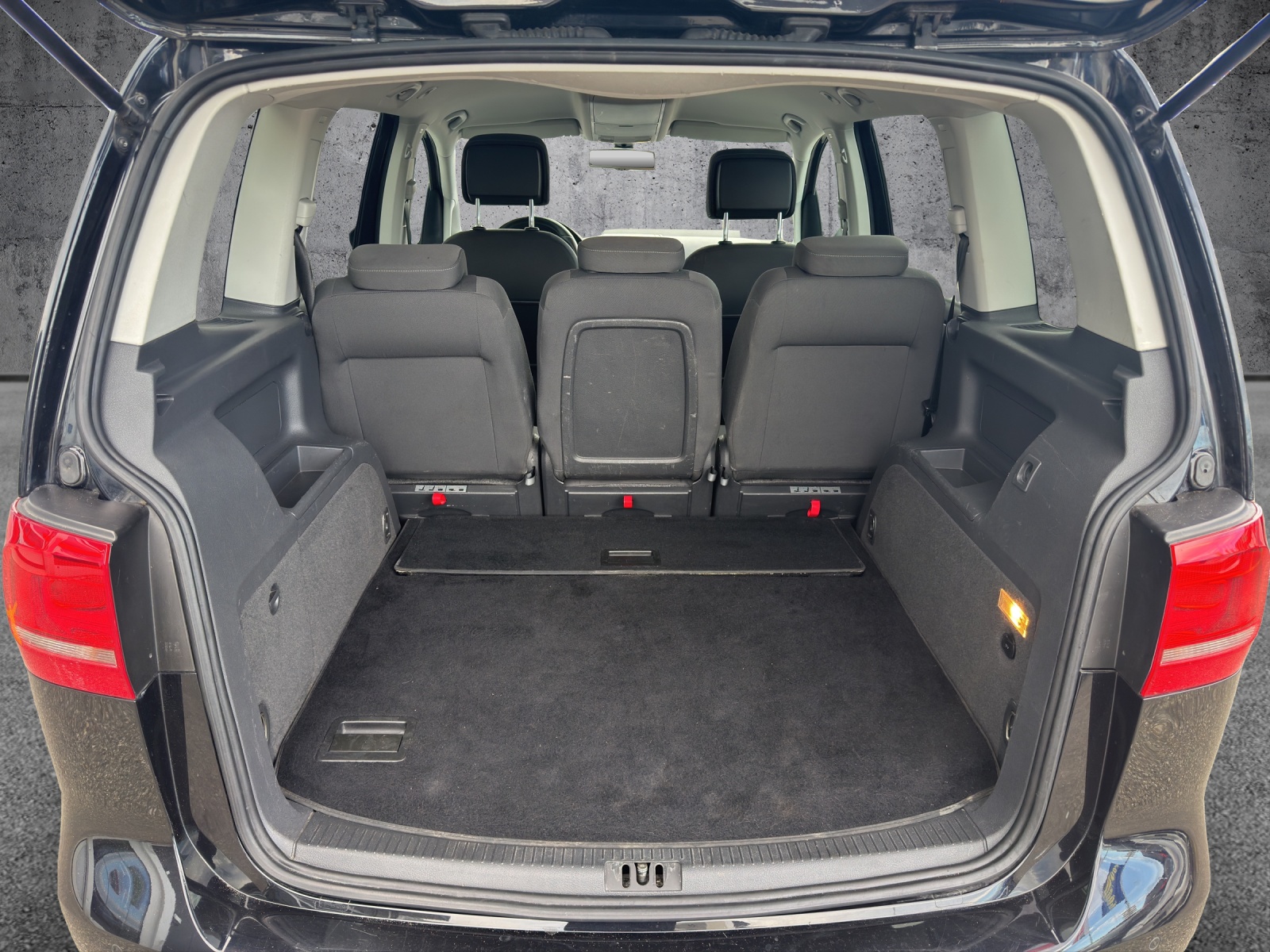 VW Touran 1.4 TSI Comfortline DSG-image-8