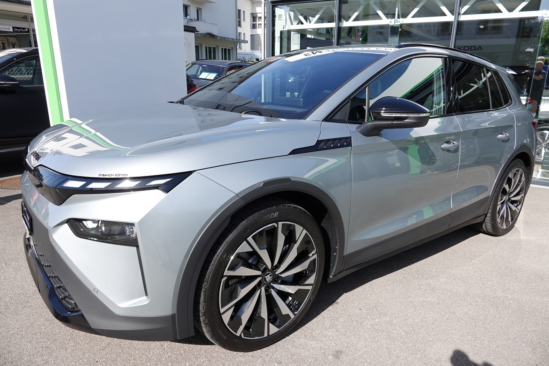 SKODA Elroq 85 SportLine 4x4-image-2