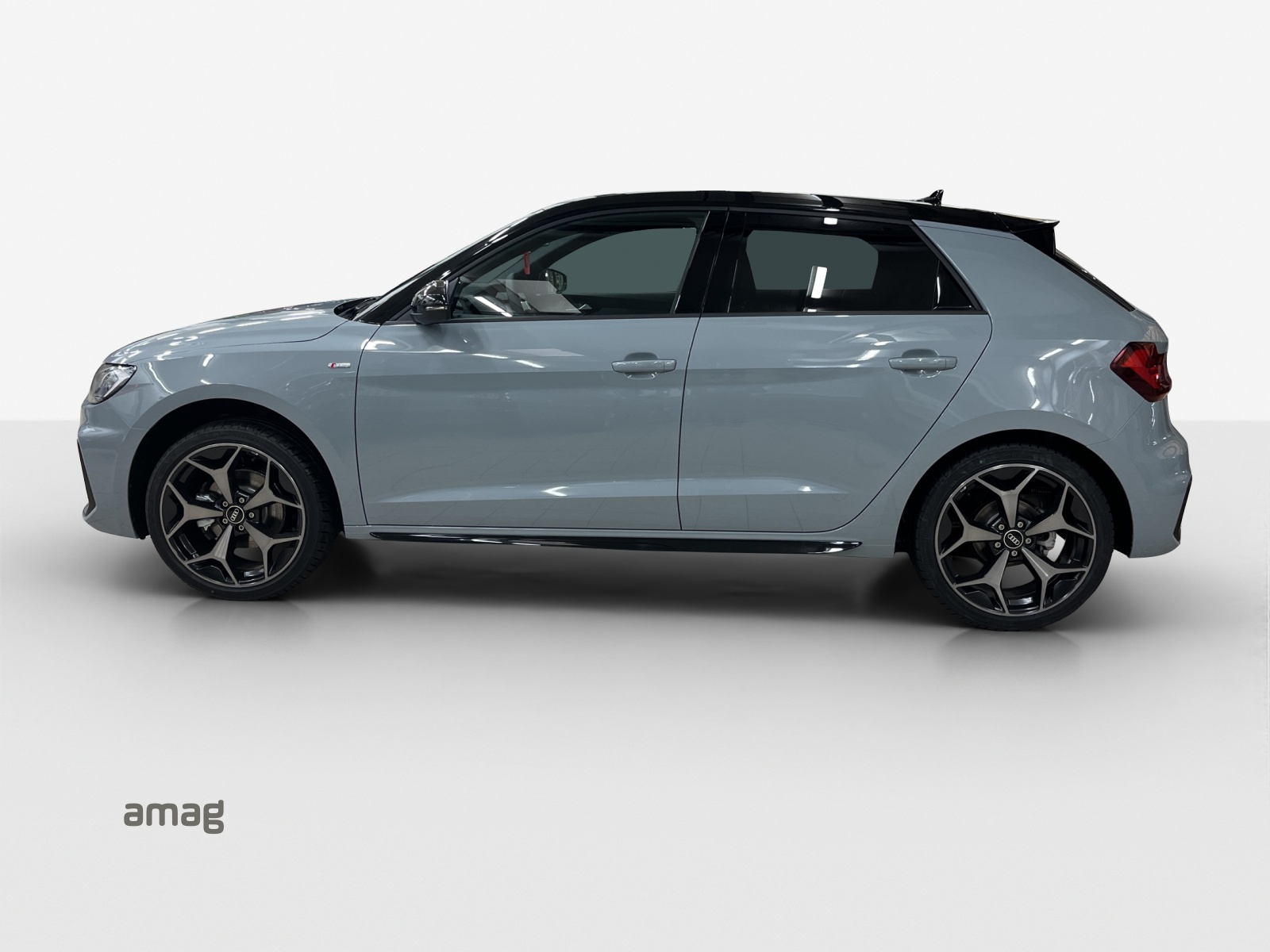AUDI A1 Sportback 30 TFSI S Line Attraction S-tronic-image-1