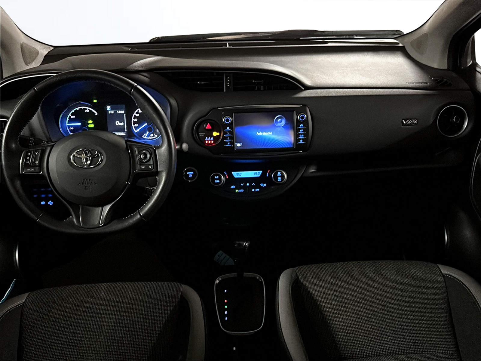 TOYOTA Yaris 1.5 VVT-i HSD Trend-image-8