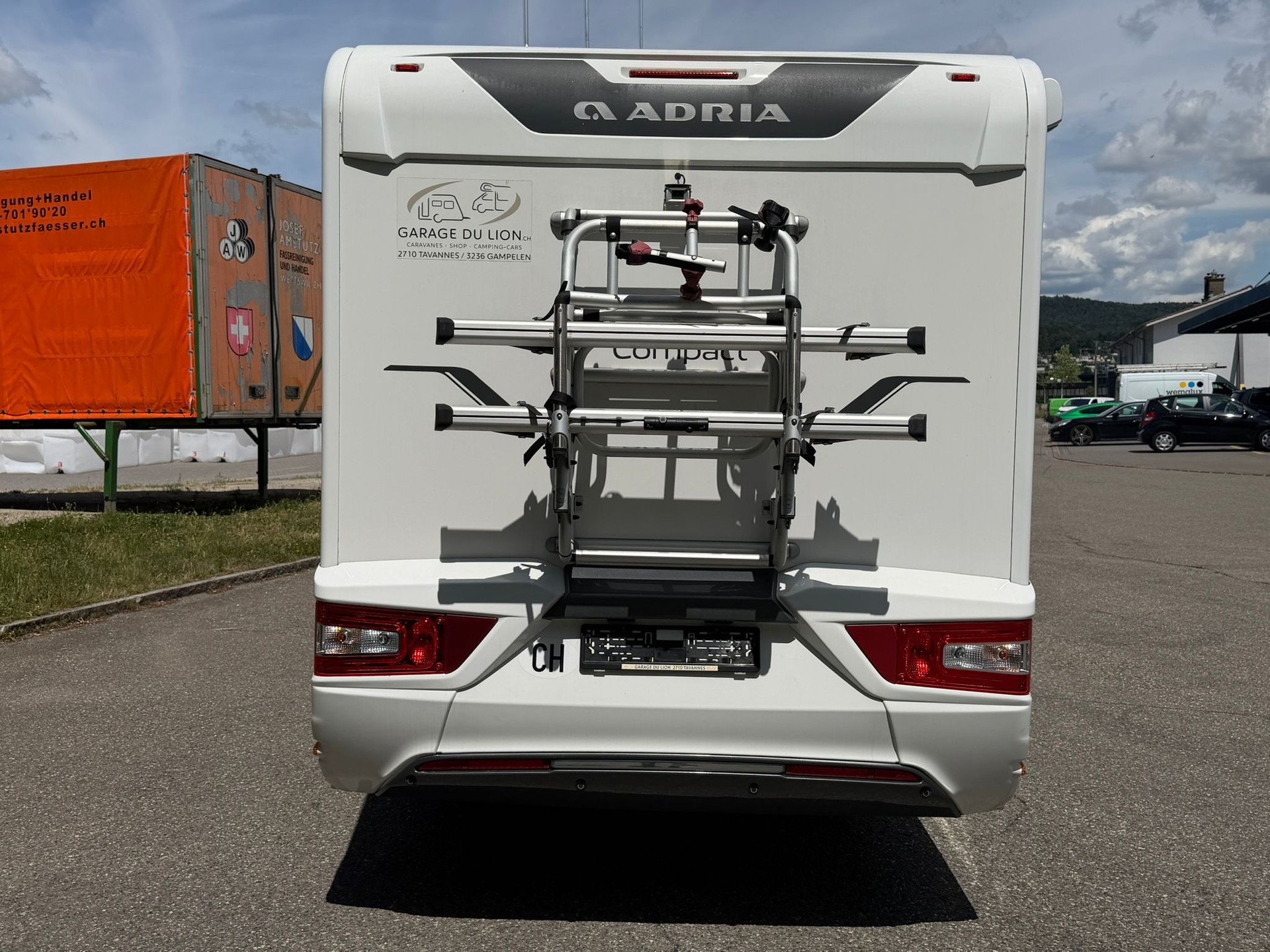 ADRIA Adria Compact Plus DL – 160 PS Automat | Längsbetten | 24M Garantie | Face-to-Face-image-4