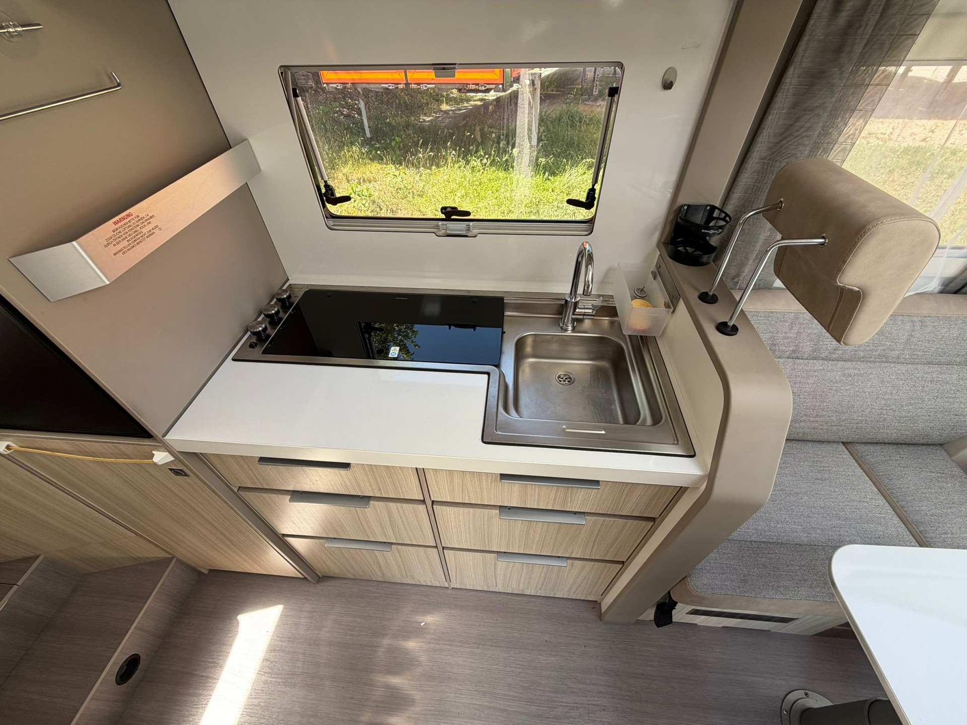 ADRIA Adria Compact Plus DL – 160 PS Automat | Längsbetten | 24M Garantie | Face-to-Face-image-13