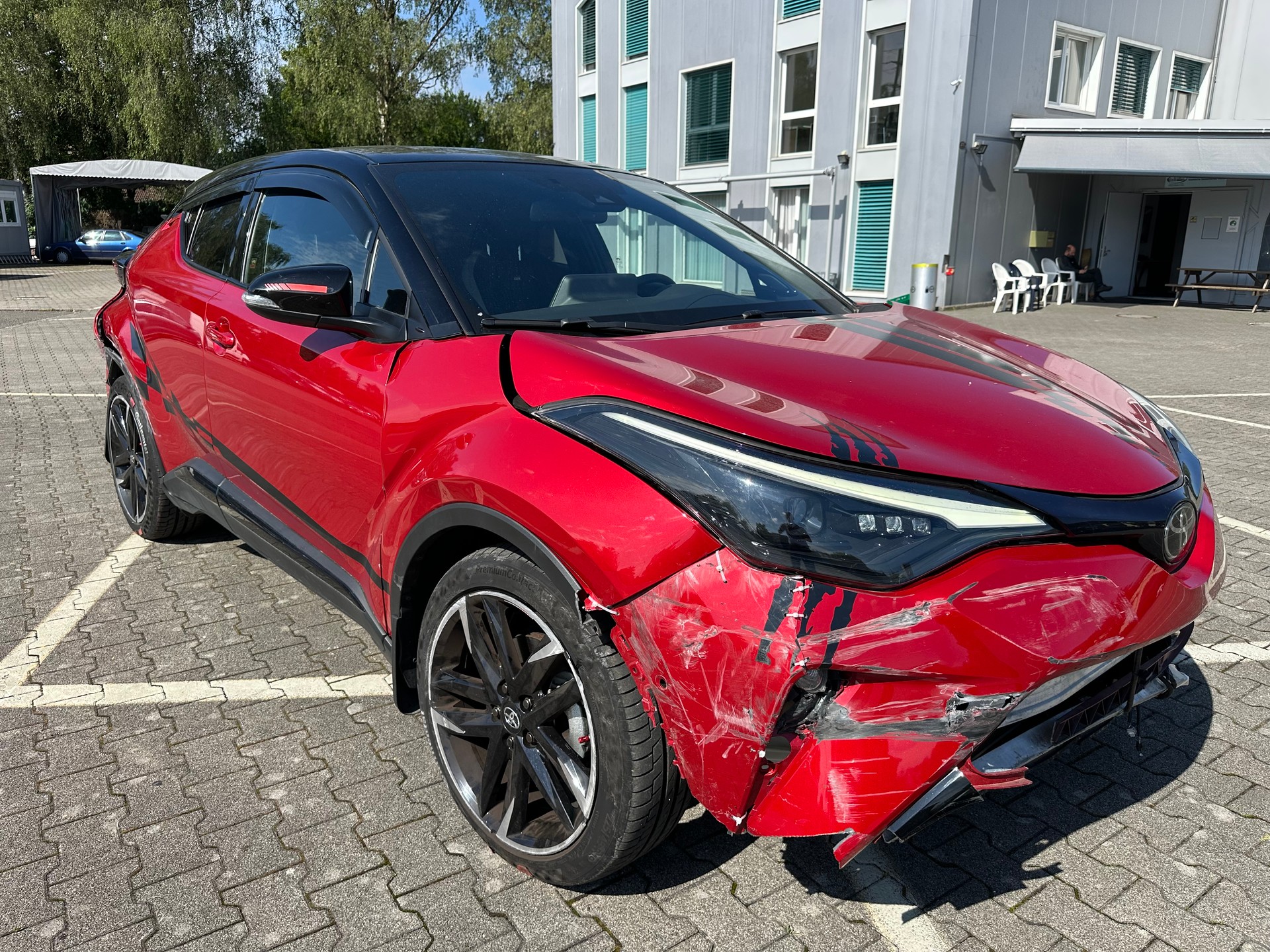TOYOTA C-HR 2.0 HSD CVT GR Sport-image-7