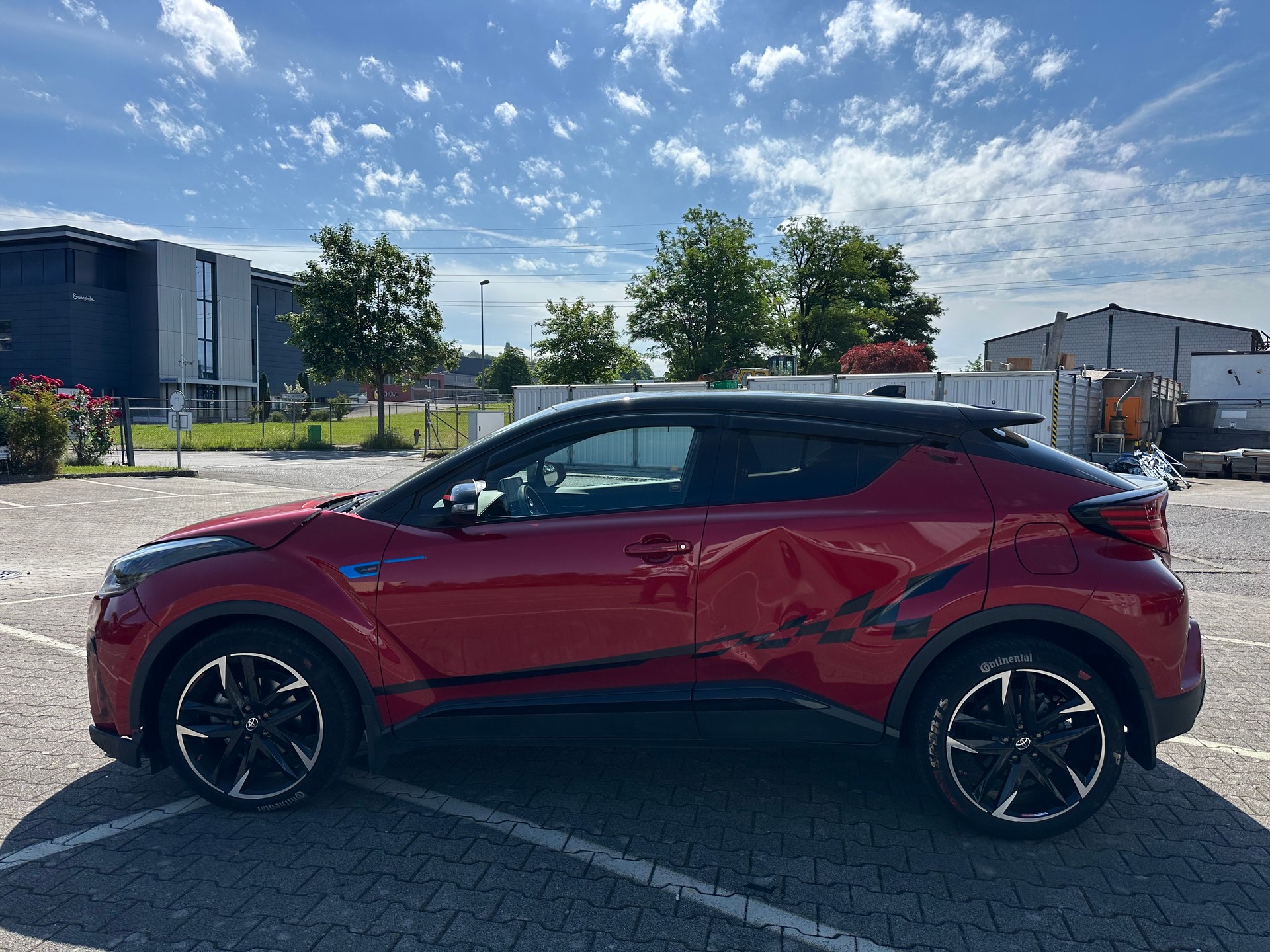TOYOTA C-HR 2.0 HSD CVT GR Sport-image-2