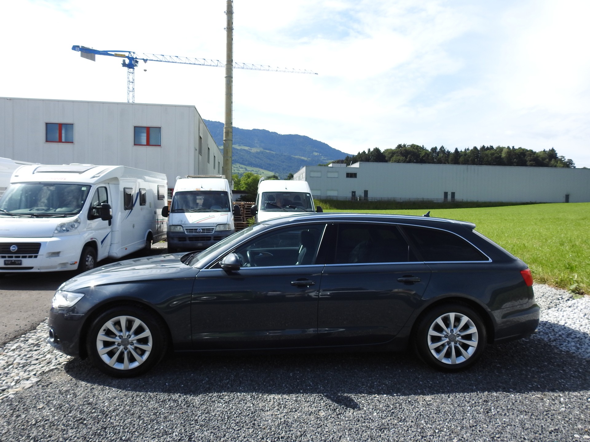AUDI A6 Avant 3.0 TDI V6 quattro S-tronic-image-3