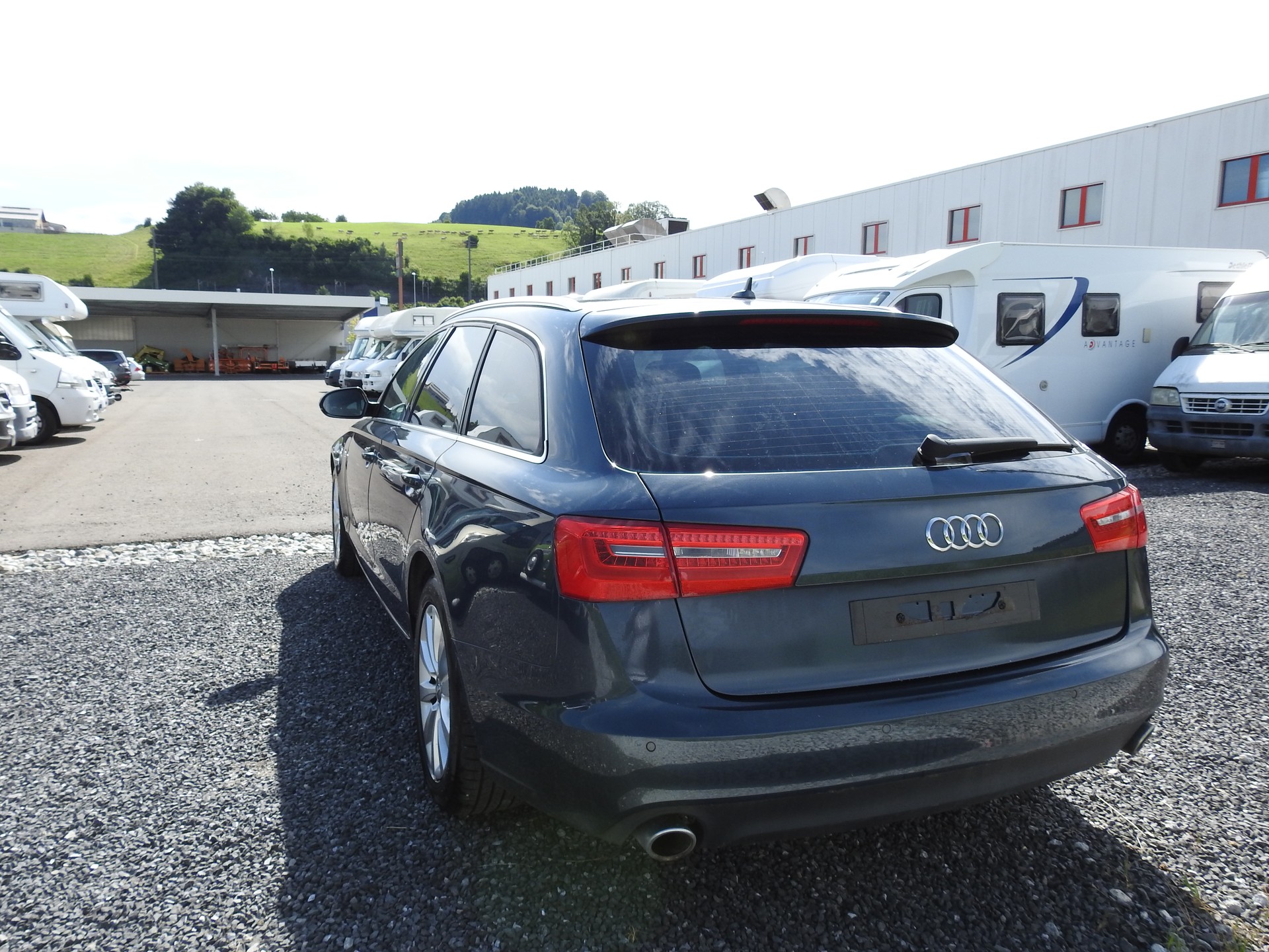 AUDI A6 Avant 3.0 TDI V6 quattro S-tronic-image-4