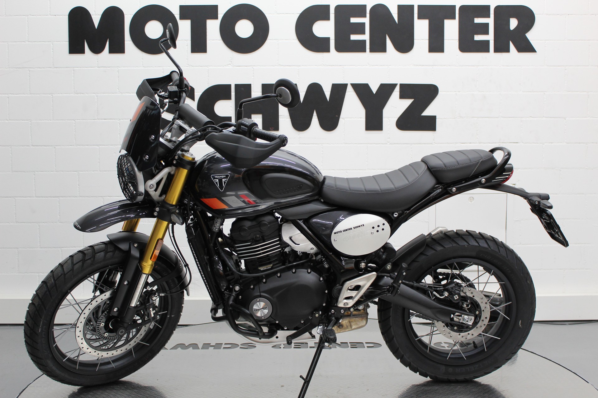 TRIUMPH Scrambler 400 XC-showroom-element-3