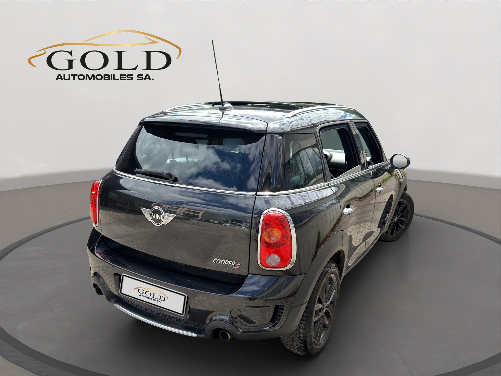 MINI Countryman Cooper S ALL4 Steptronic-image-1