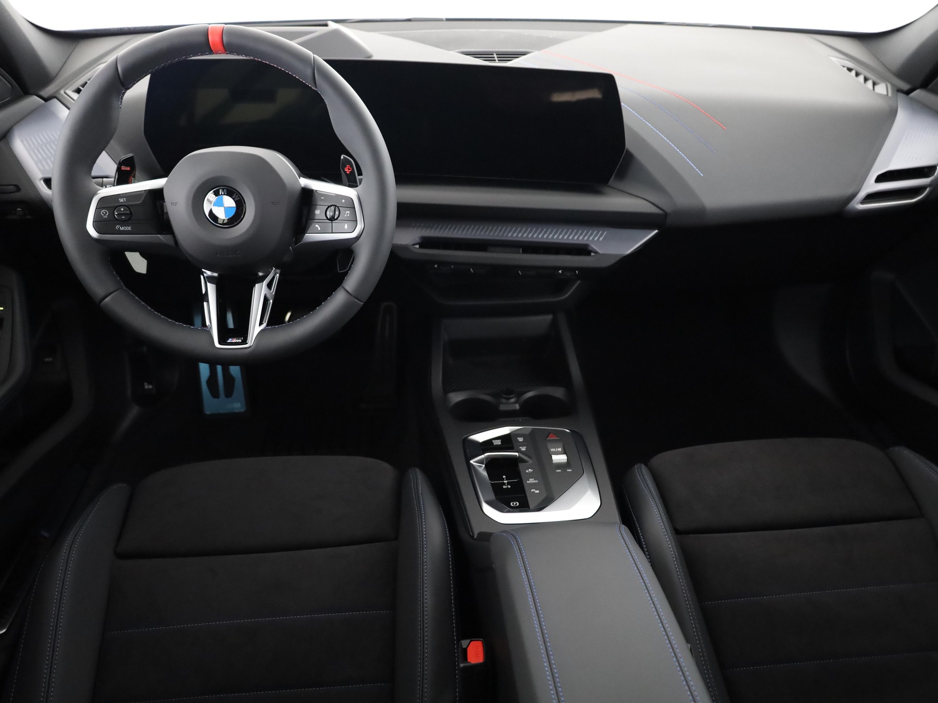 BMW M135i xDrive-image-17