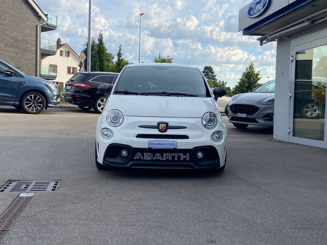 FIAT 595 Abarth 1.4 T-Jet 180 Competizione-image-1