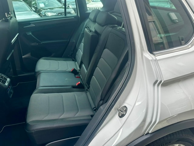 VW Tiguan 2.0 TDI SCR 4Motion R LINE DSG-image-16