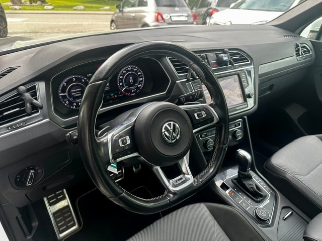 VW Tiguan 2.0 TDI SCR 4Motion R LINE DSG-image-10