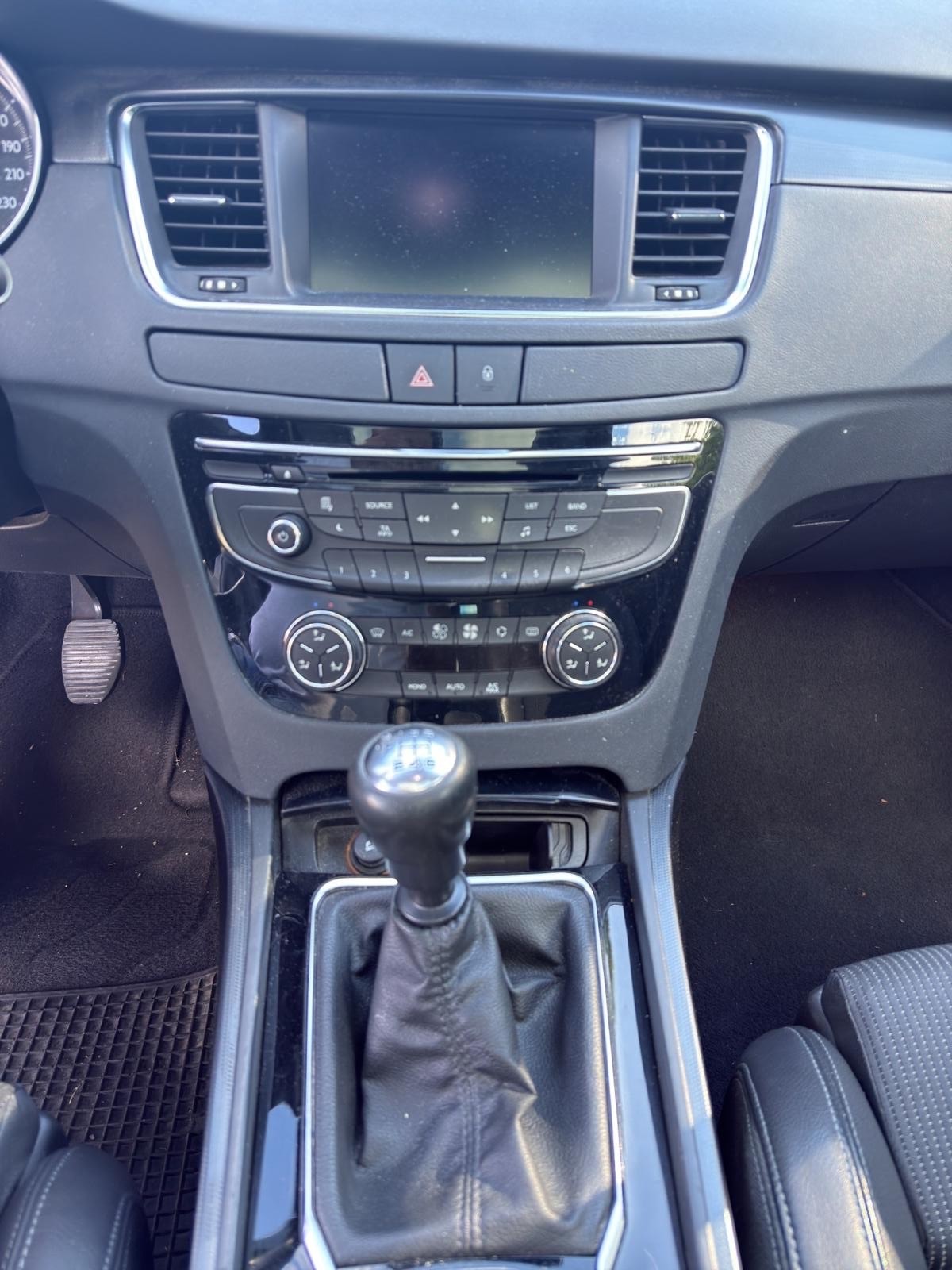 PEUGEOT 508 SW 1.6 16V T Active-image-7