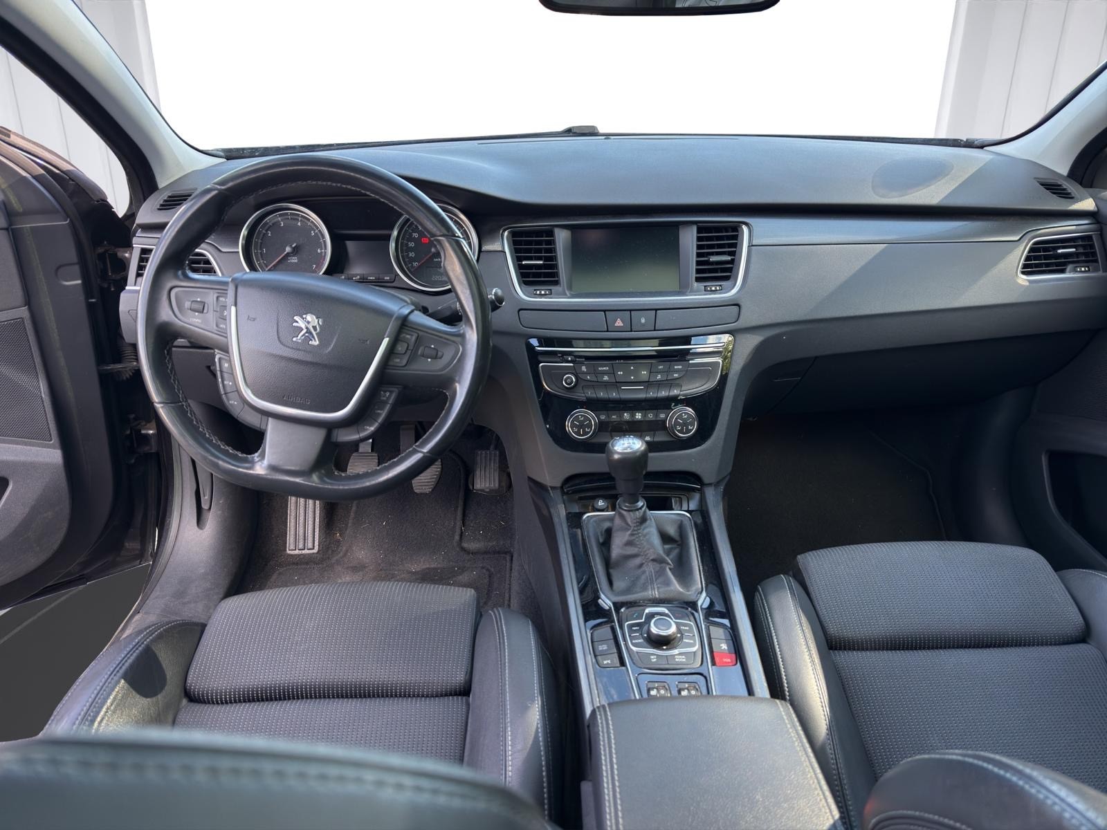 PEUGEOT 508 SW 1.6 16V T Active-image-6