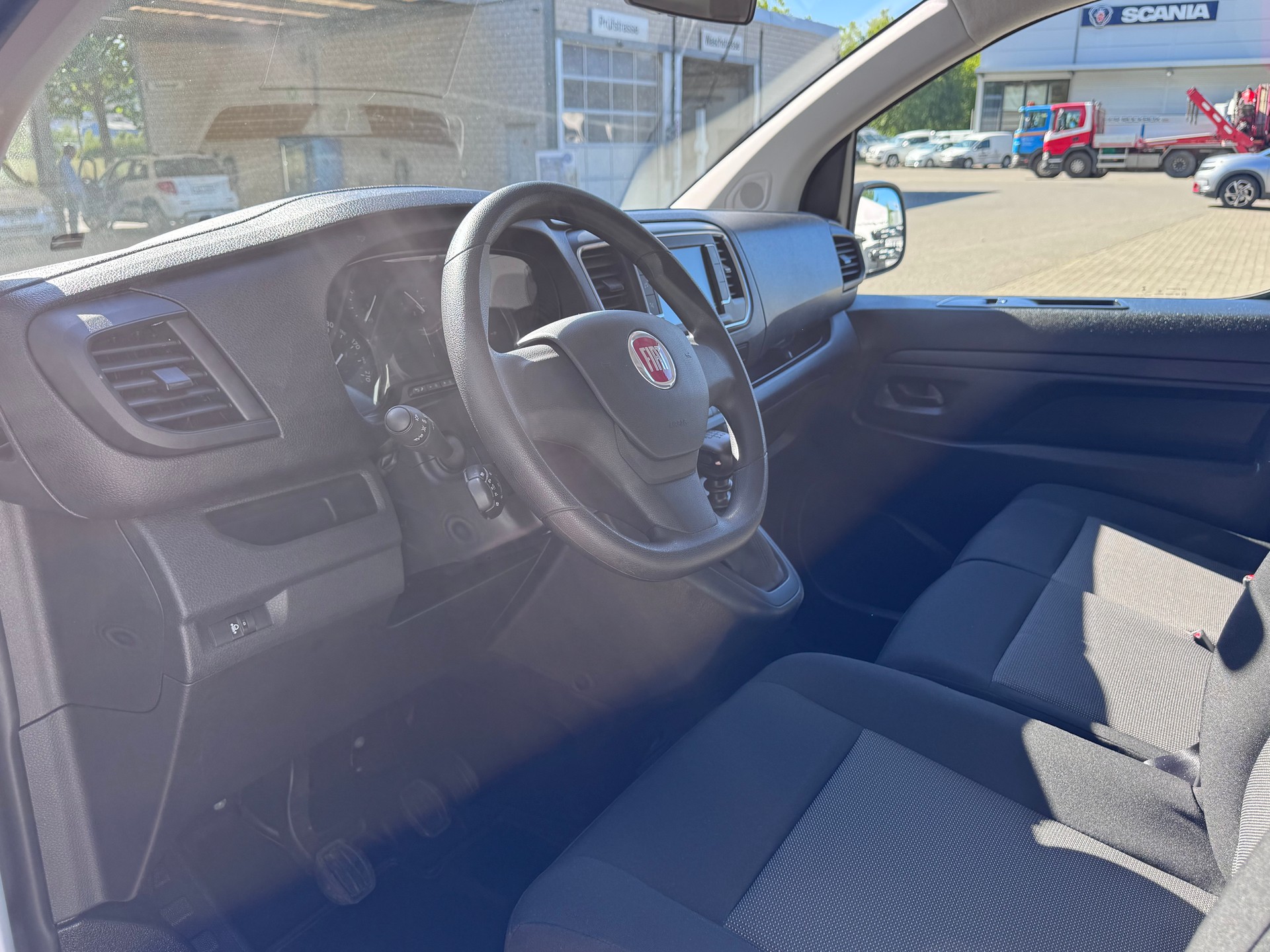 FIAT Scudo 1.5 MJ L2+1033 kg Nutzlast+3 Plätzer+Schiebetüre rechts+Flügeltüren 180°+NAVI+Rückfahrkamera+Tempomat+-image-15
