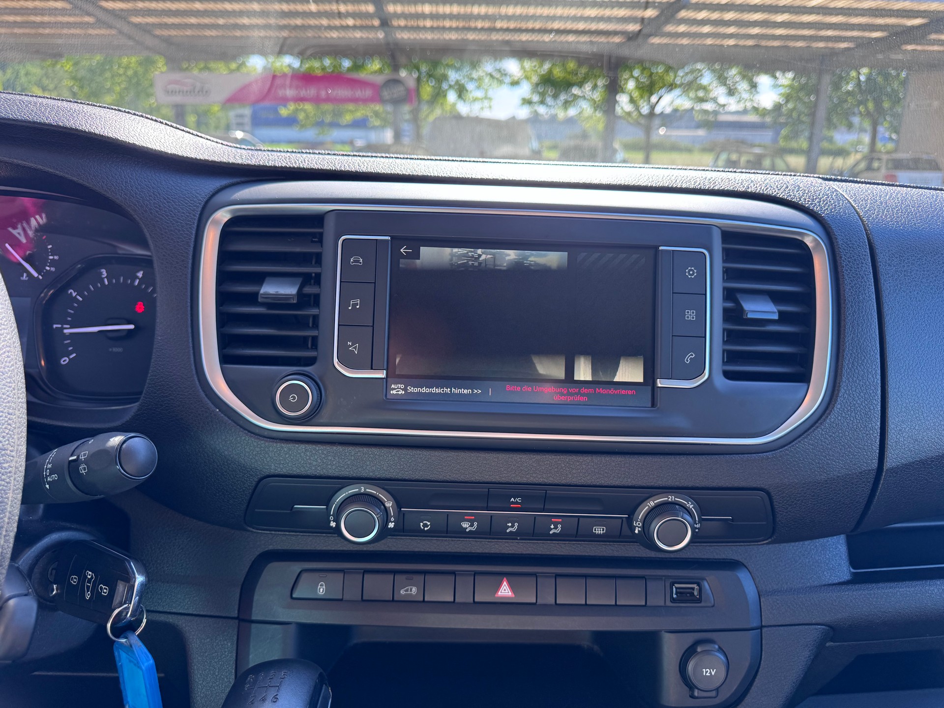 FIAT Scudo 1.5 MJ L2+1033 kg Nutzlast+3 Plätzer+Schiebetüre rechts+Flügeltüren 180°+NAVI+Rückfahrkamera+Tempomat+-image-25